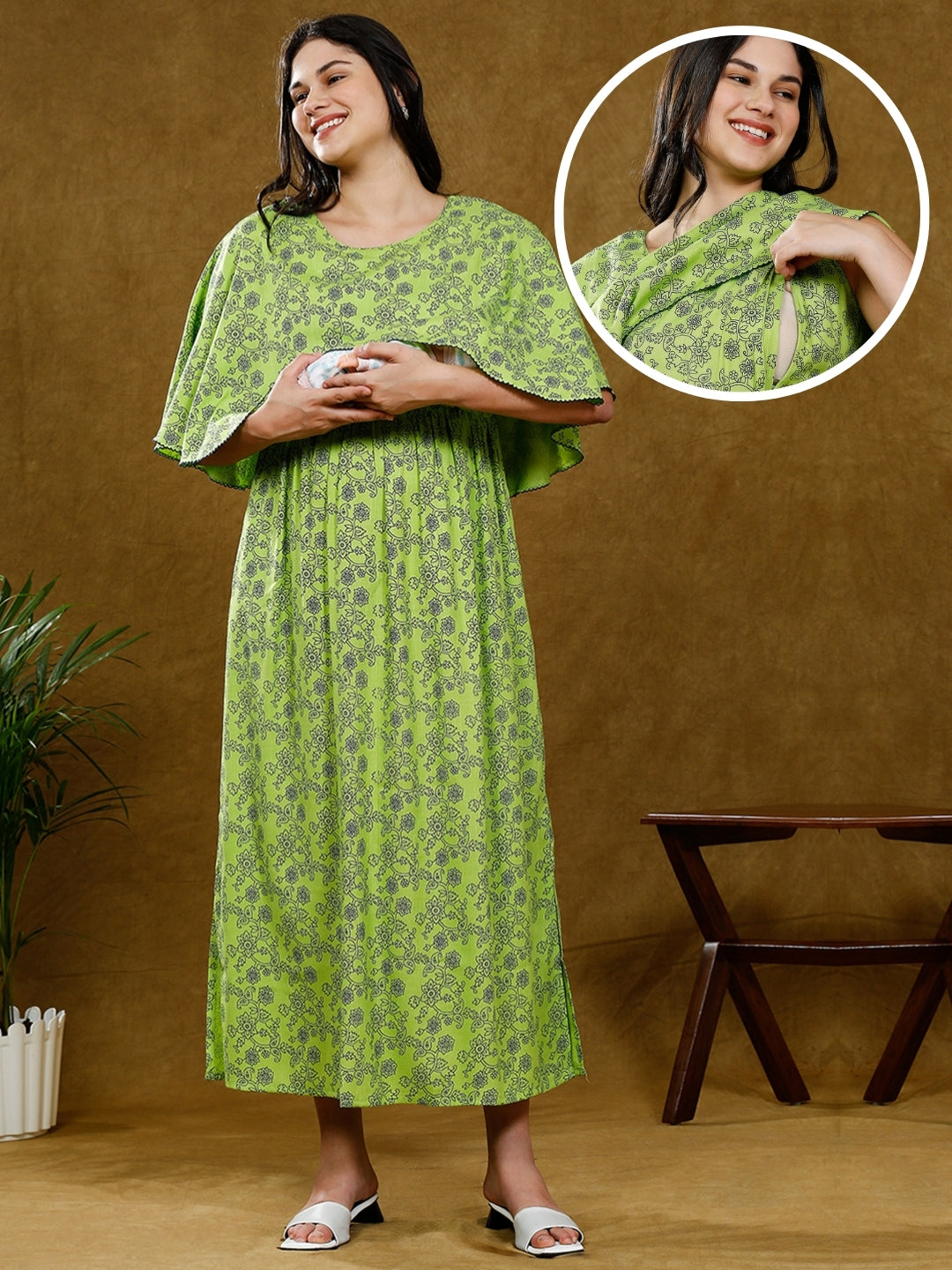 FLAUNT TRENDY FEEDING PONCHO GOWN