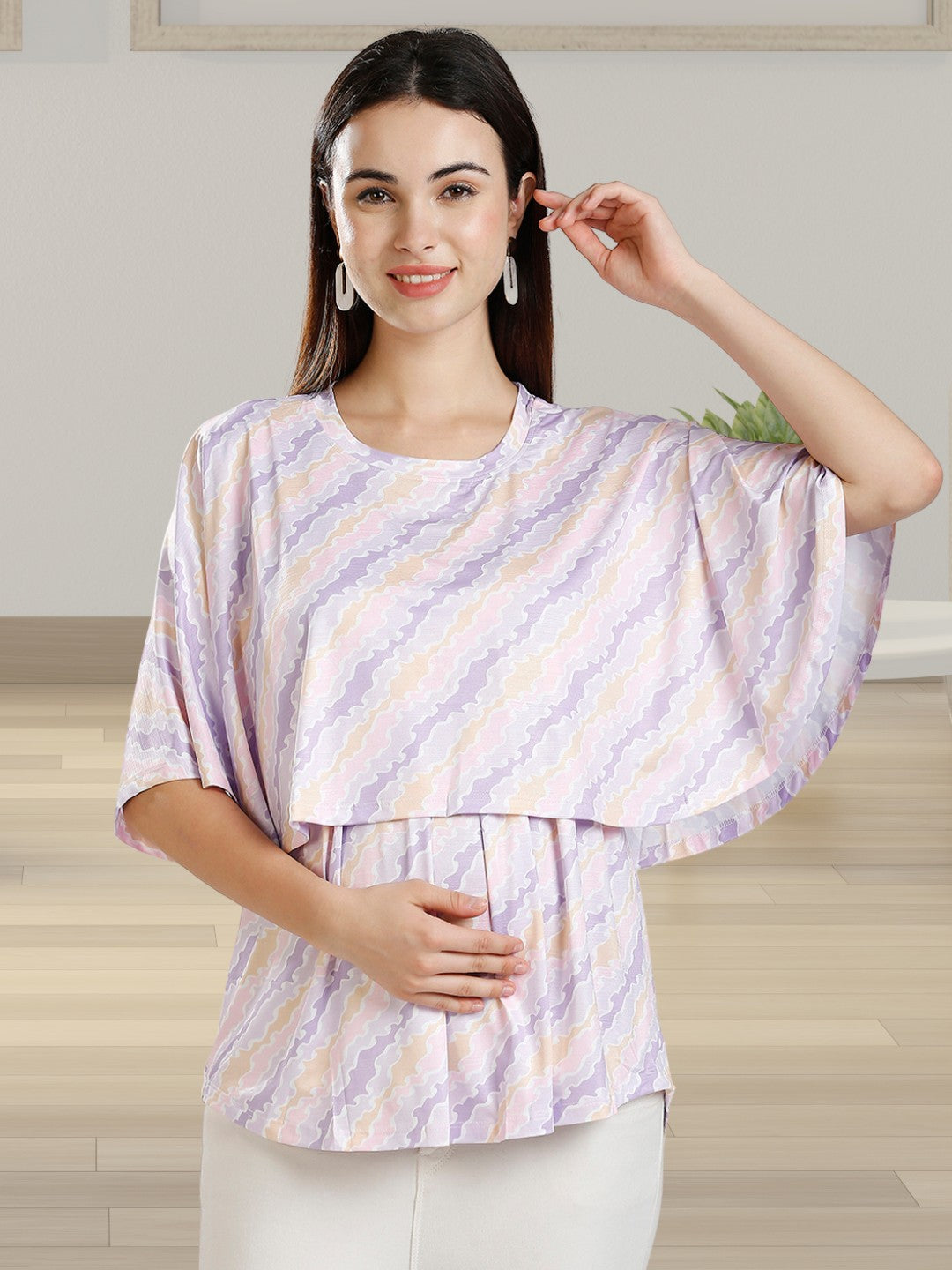 FASHIONABLE ZIPLESS MATERNITY TOP WITH ATTACHED CAPE