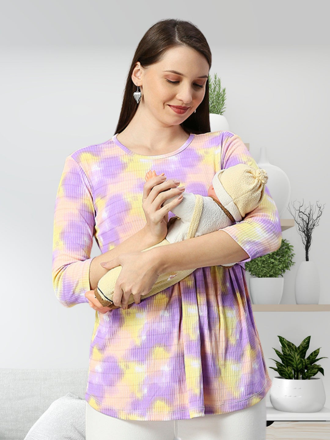 VERSATILE ZIPLESS FEEDING TOP FOR MOTHER