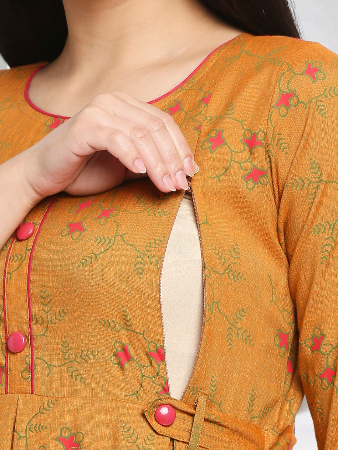 SOPHISTICATED FEEDING FLARED KURTA FOR MOTHER