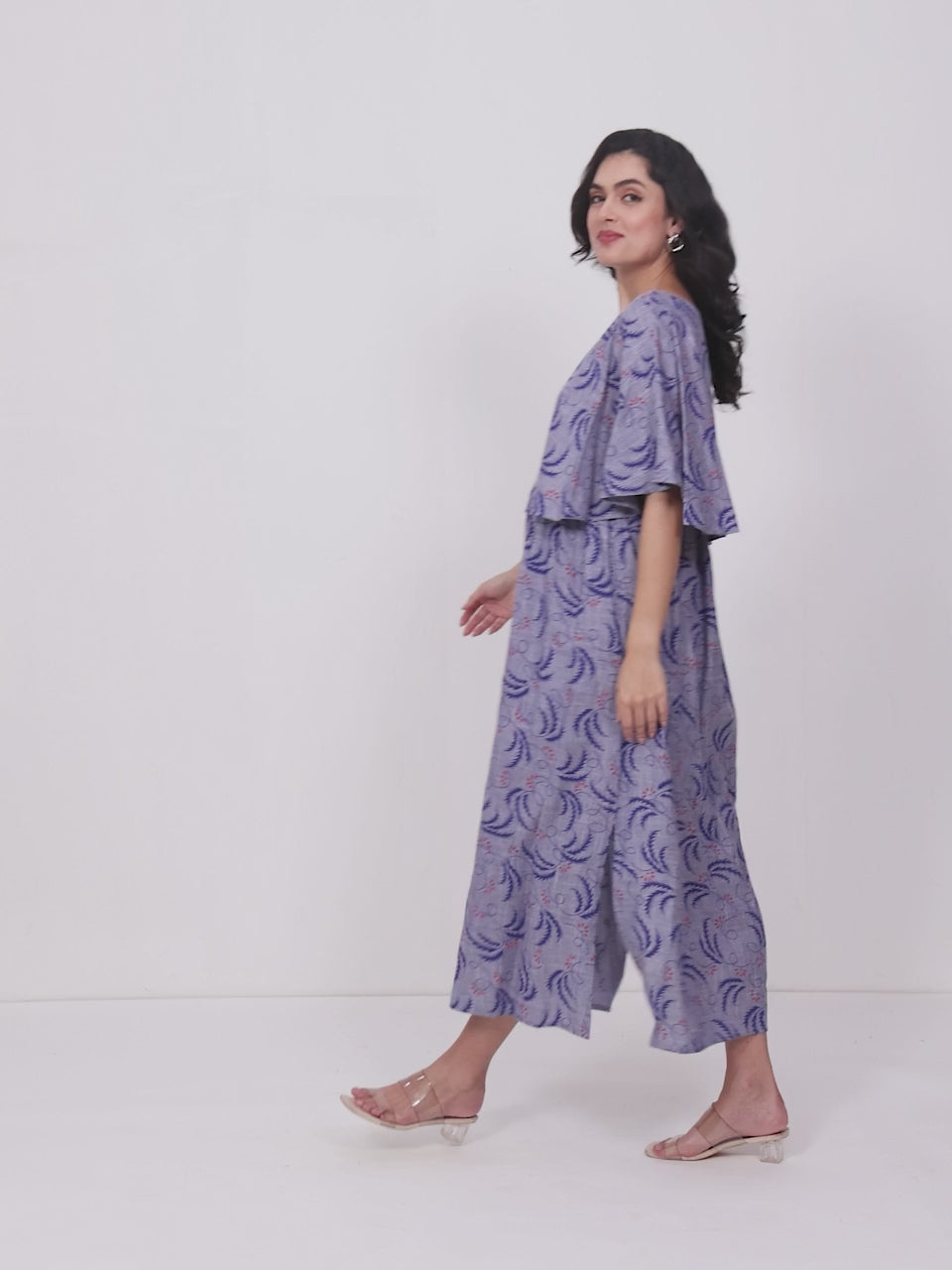 CLASSIC NURSING PONCHO GOWN WITH ATTACHED CAPE