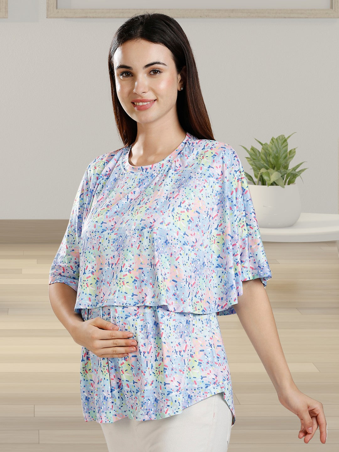 FASHIONABLE PREGANNCY ZIPLESS TOP WITH NURSING COVER