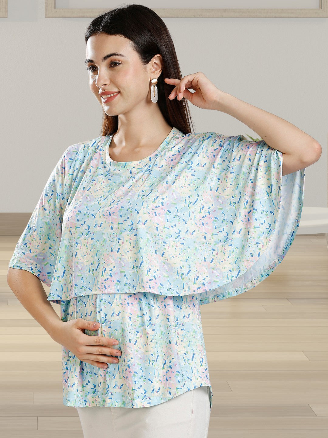 FASHIONABLE FEEDING ZIPLESS TOP WITH NURSING COVER