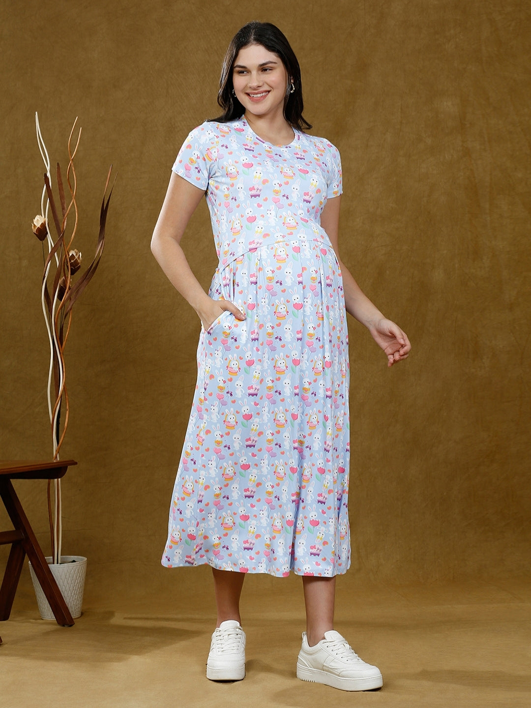 ADORN IN ZIPLESS MATERNITY DRESS WITH POCKETS