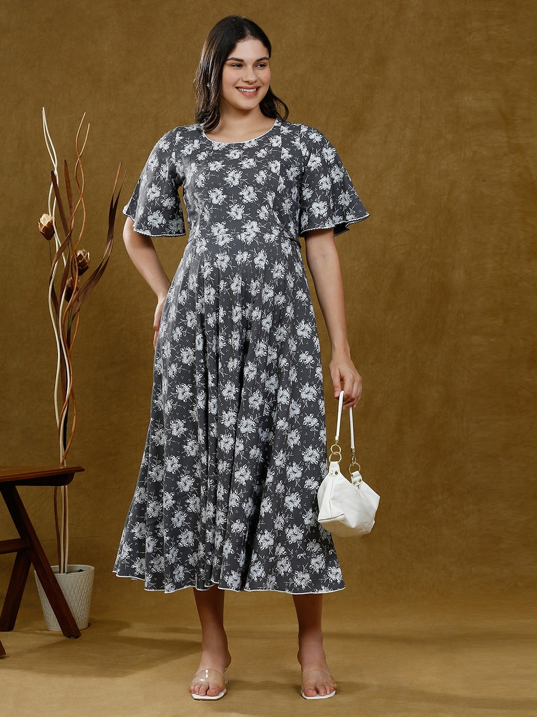 FASHIONABLE MATERNITY FLARE KURTA WITH POCKET