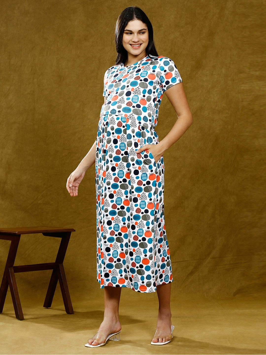 FASHIONABLE ZIPLESS FEEDING DRESS WITH POCKETS