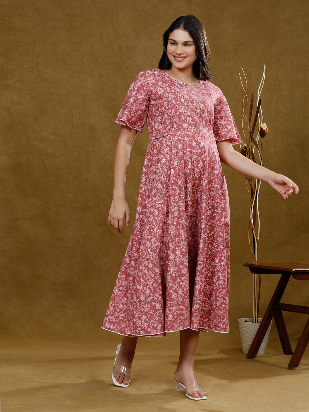 TRENDY MATERNITY FLARE KURTA WITH POCKET