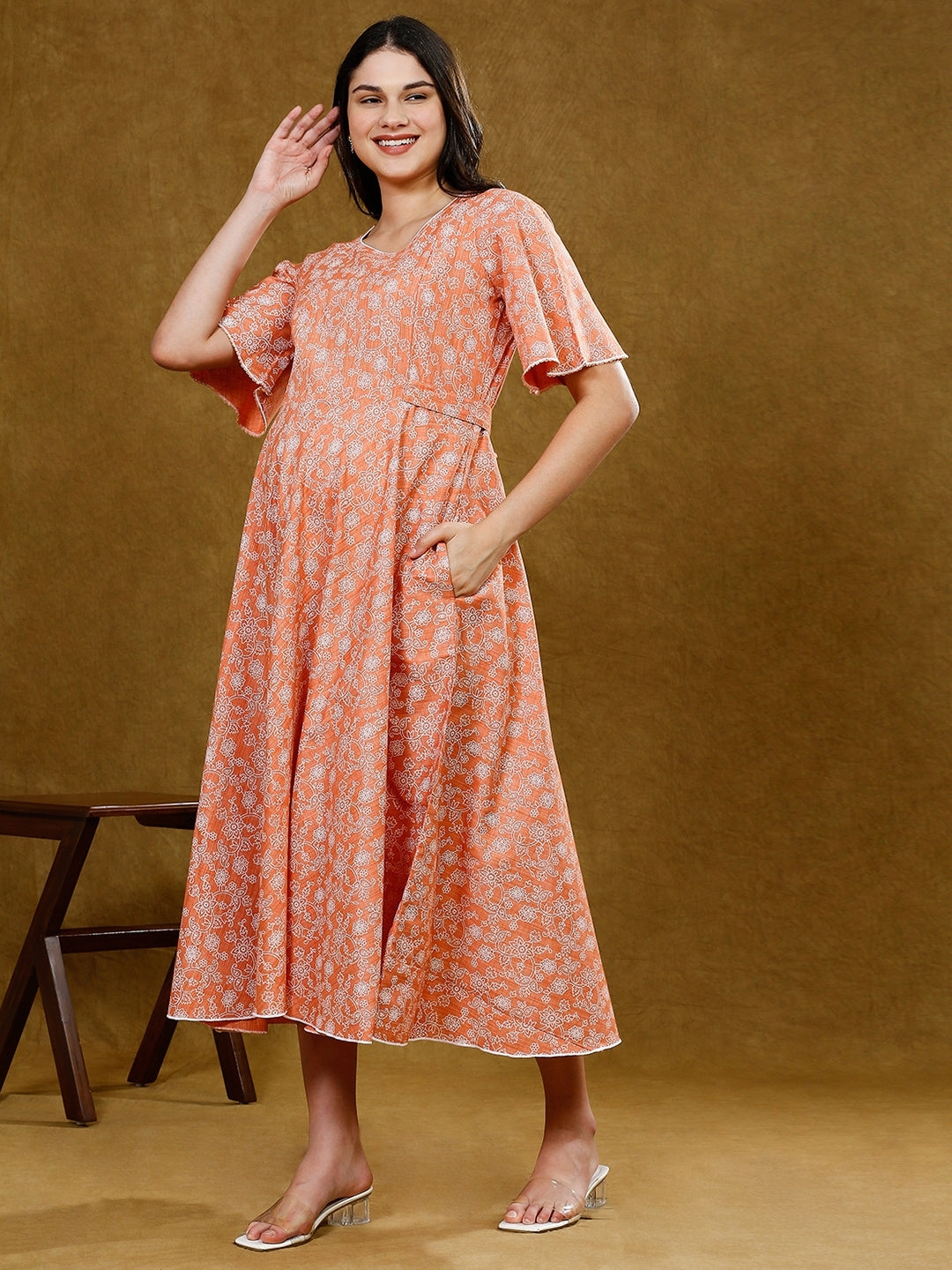 TRENDY FEEDING FLARE KURTA WITH POCKET
