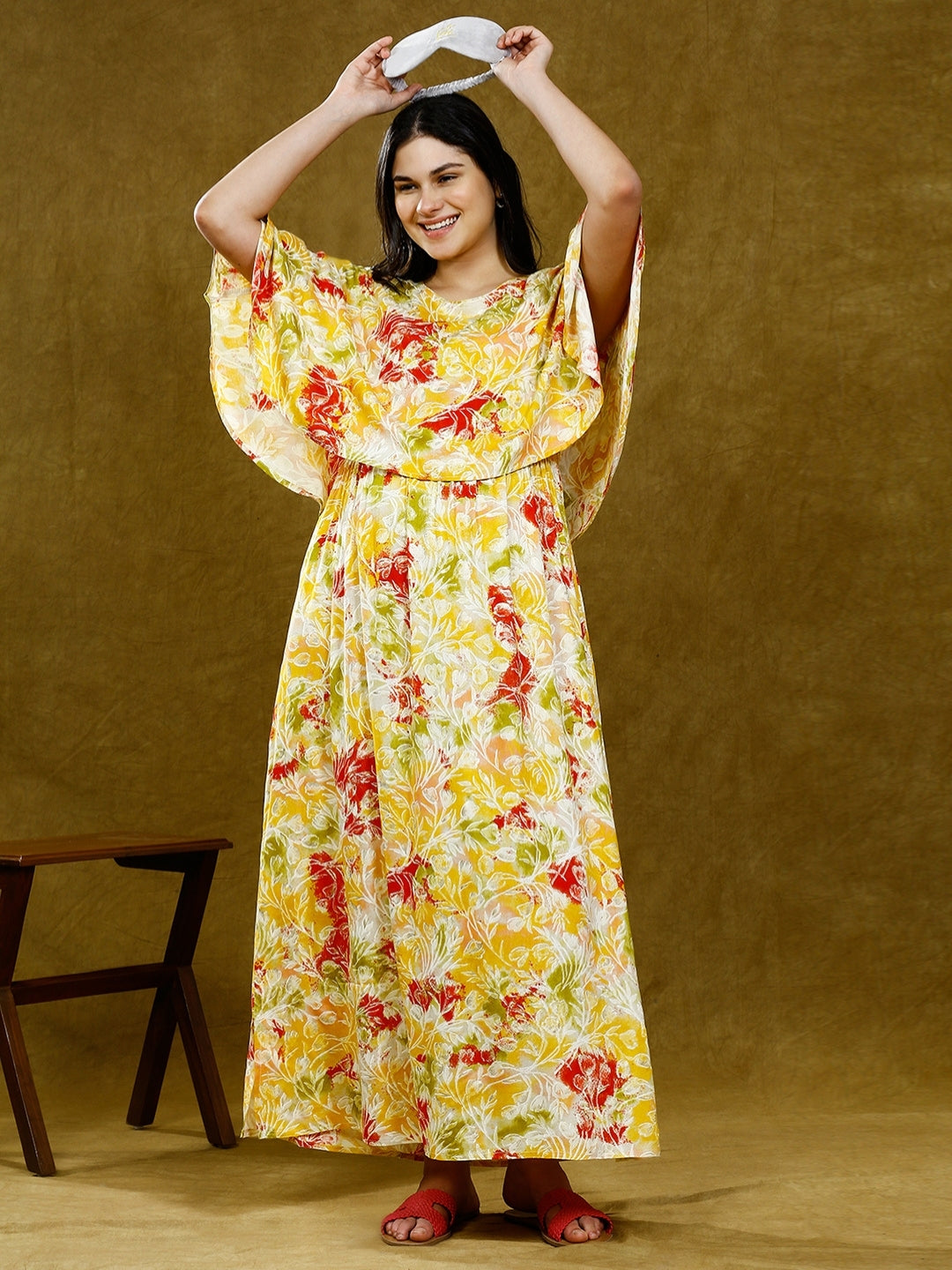 STYLISH MATERNITY PONCHO GOWN WITH ATTACHED CAPE