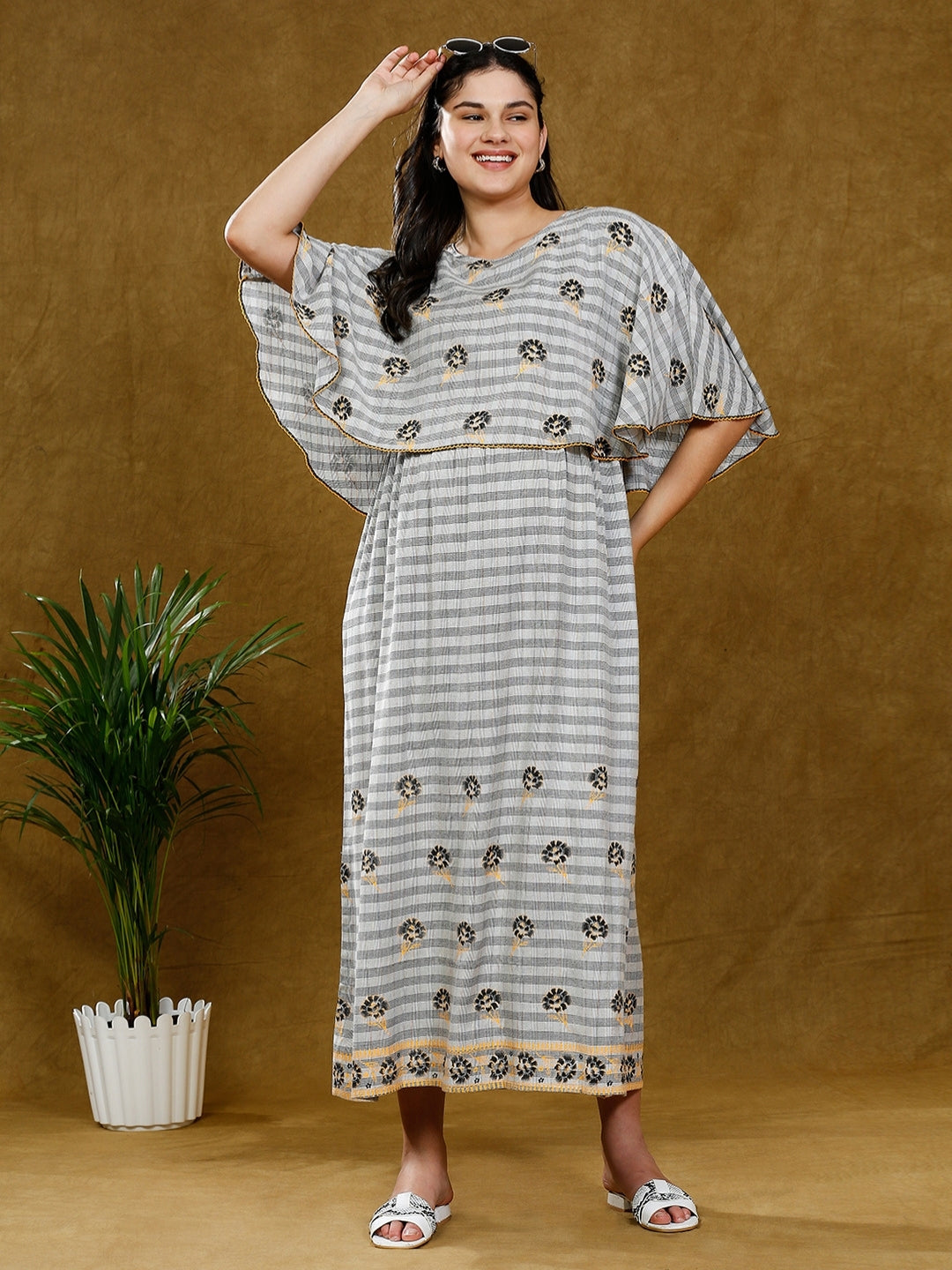 NEWEST MATERNITY PONCHO GOWN WITH ATTACHED CAPE