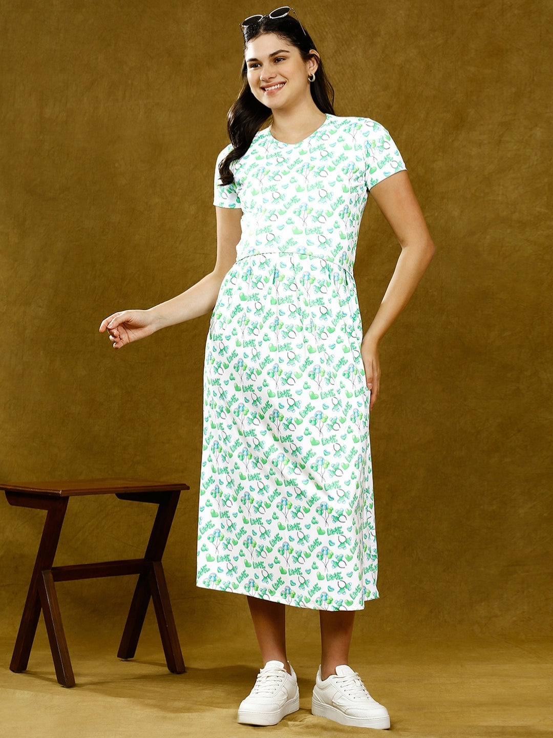 ENHANCE IN ZIPLESS MATERNITY DRESS WITH POCKETS