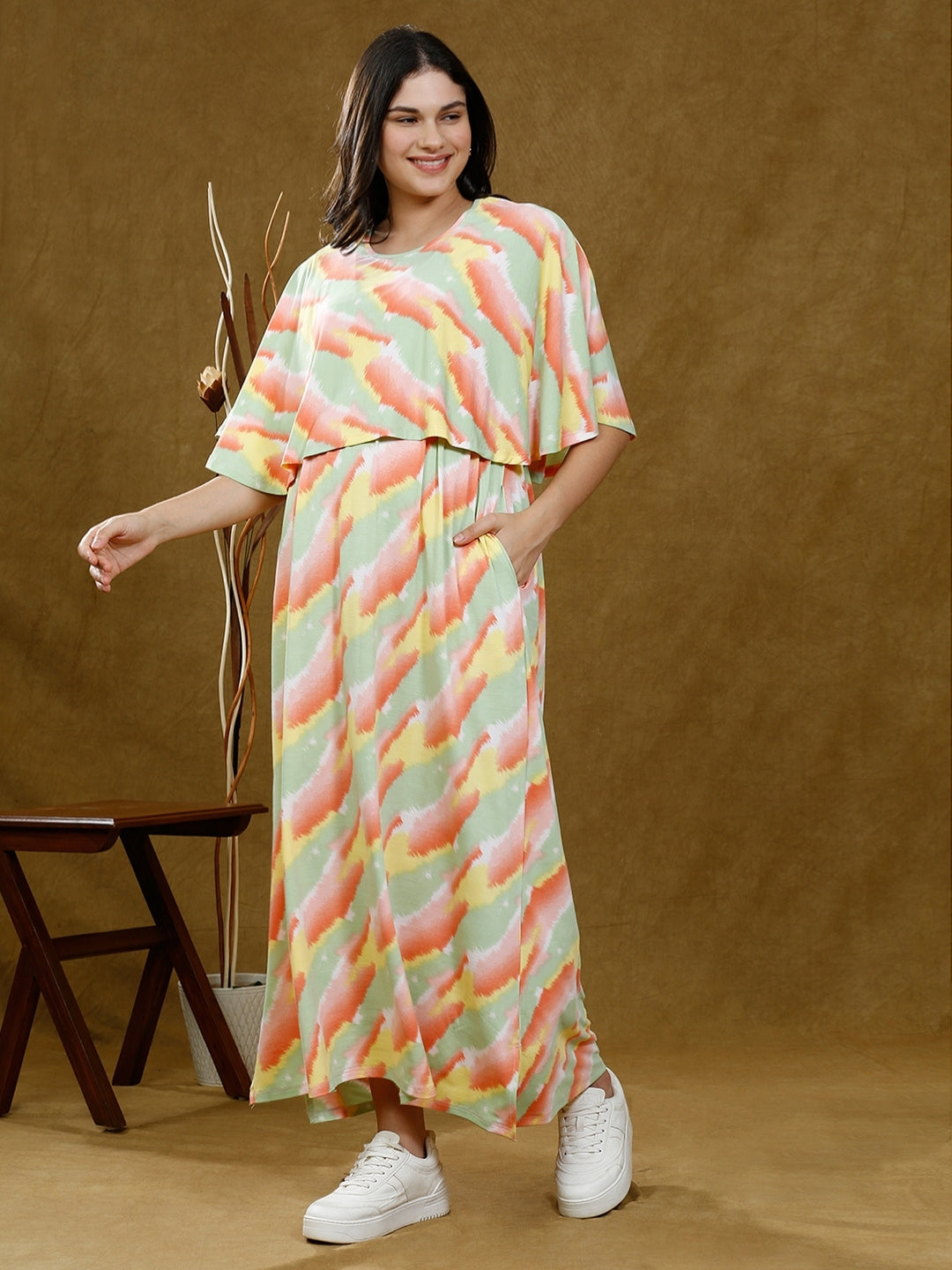 ELEVATE TRENDY NURSING PONCHO GOWN