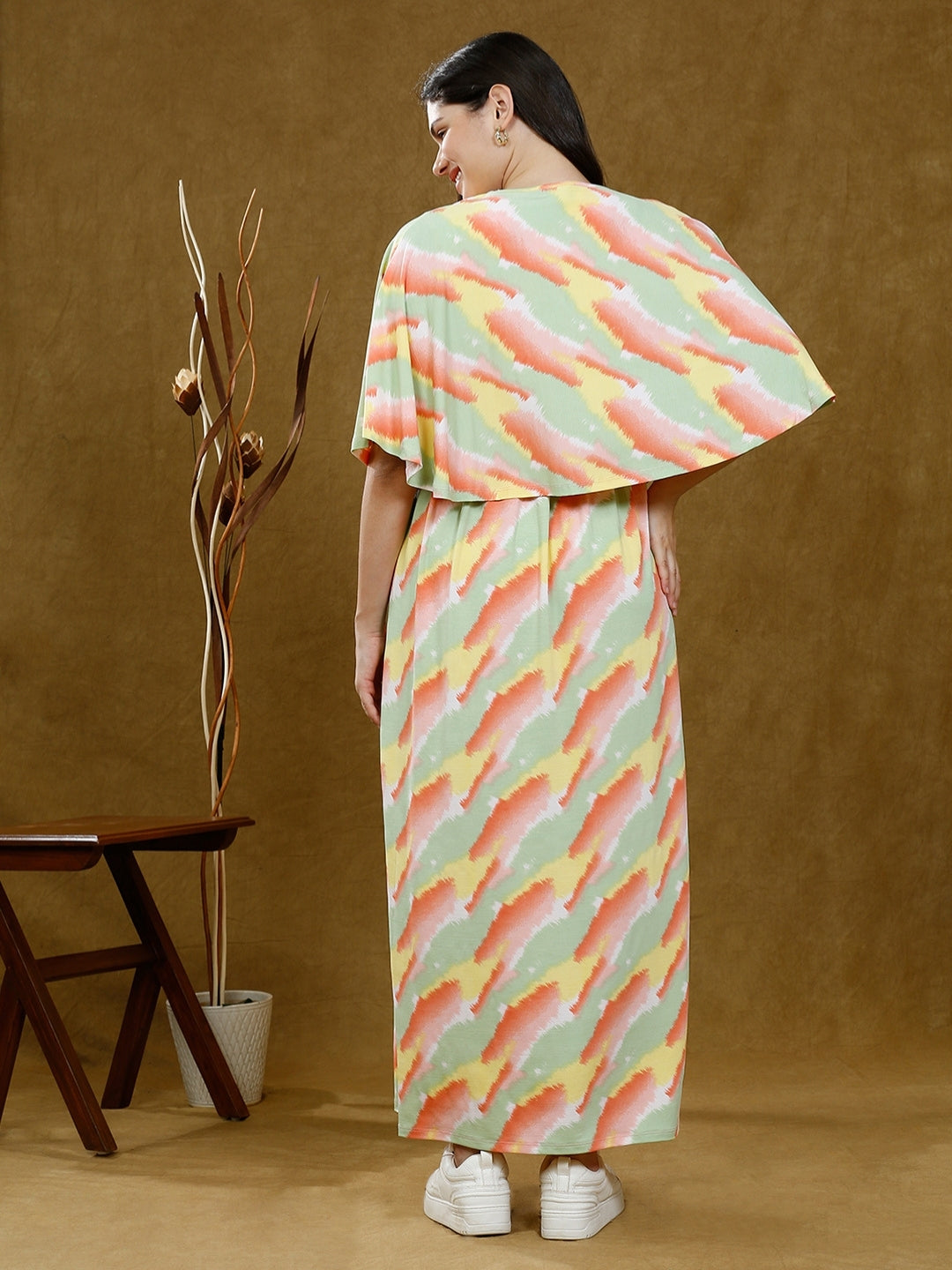 ELEVATE TRENDY NURSING PONCHO GOWN