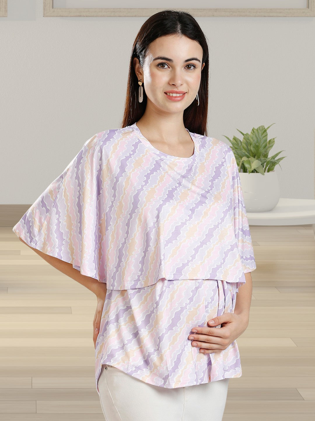 FASHIONABLE ZIPLESS MATERNITY TOP WITH ATTACHED CAPE