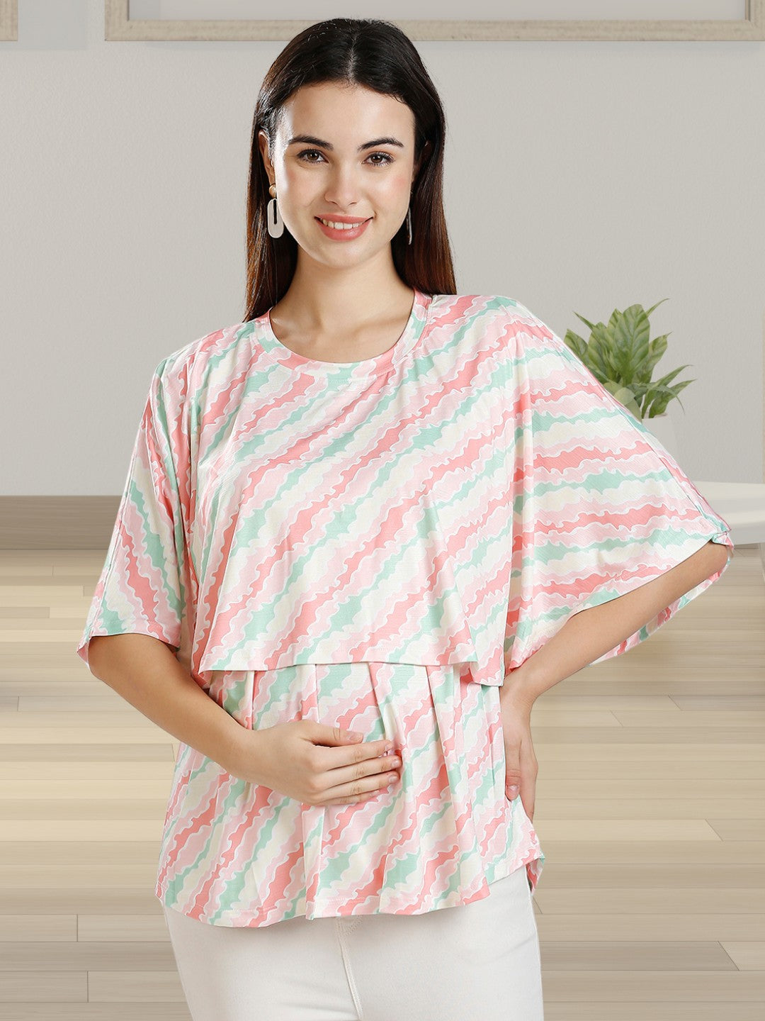 FASHIONABLE ZIPLESS FEEDING TOP WITH ATTACHED CAPE