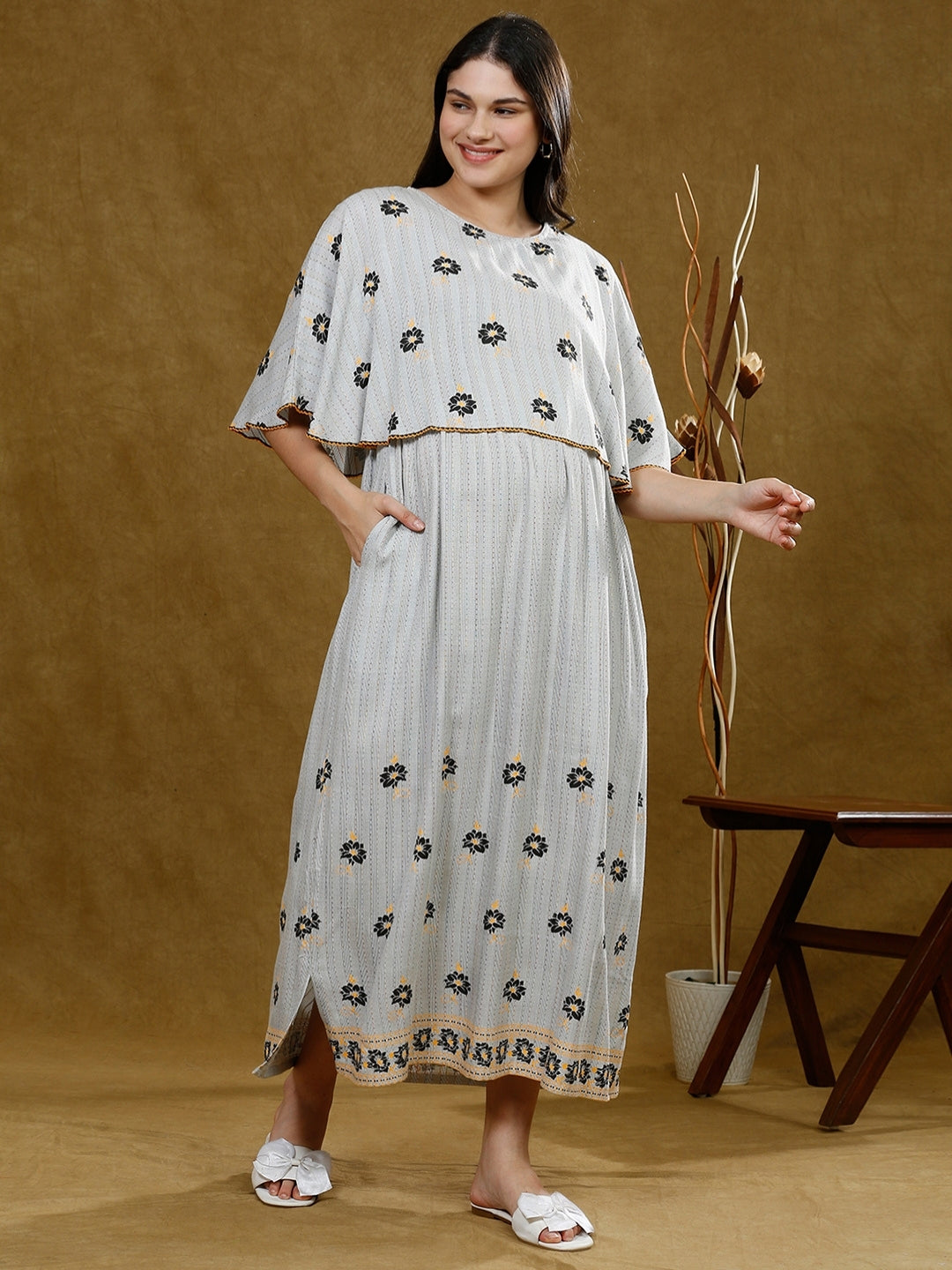 NEWEST PREGNANCY PONCHO GOWN WITH ATTACHED CAPE