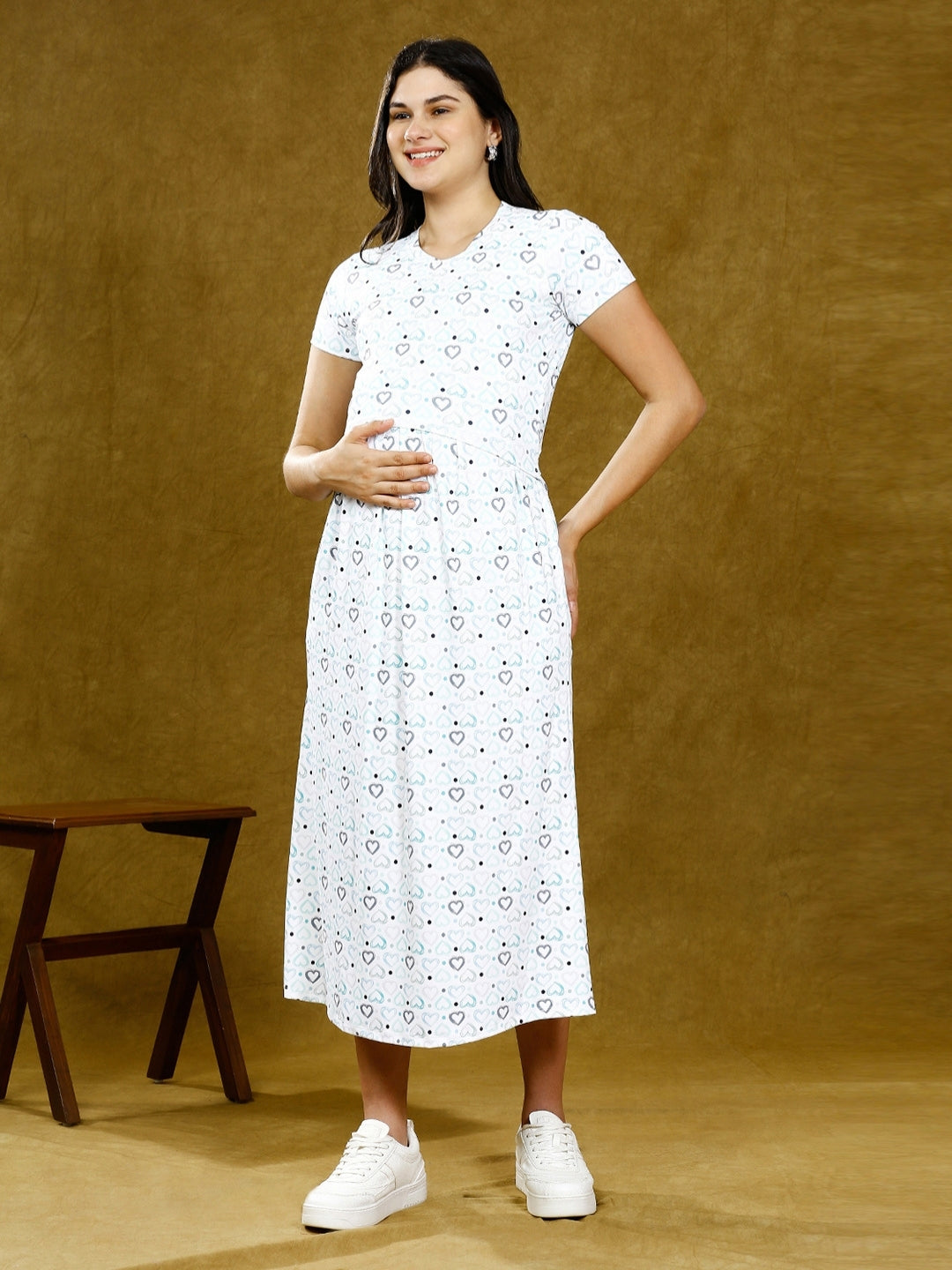 ENHANCE IN ZIPLESS NURSING DRESS WITH POCKETS