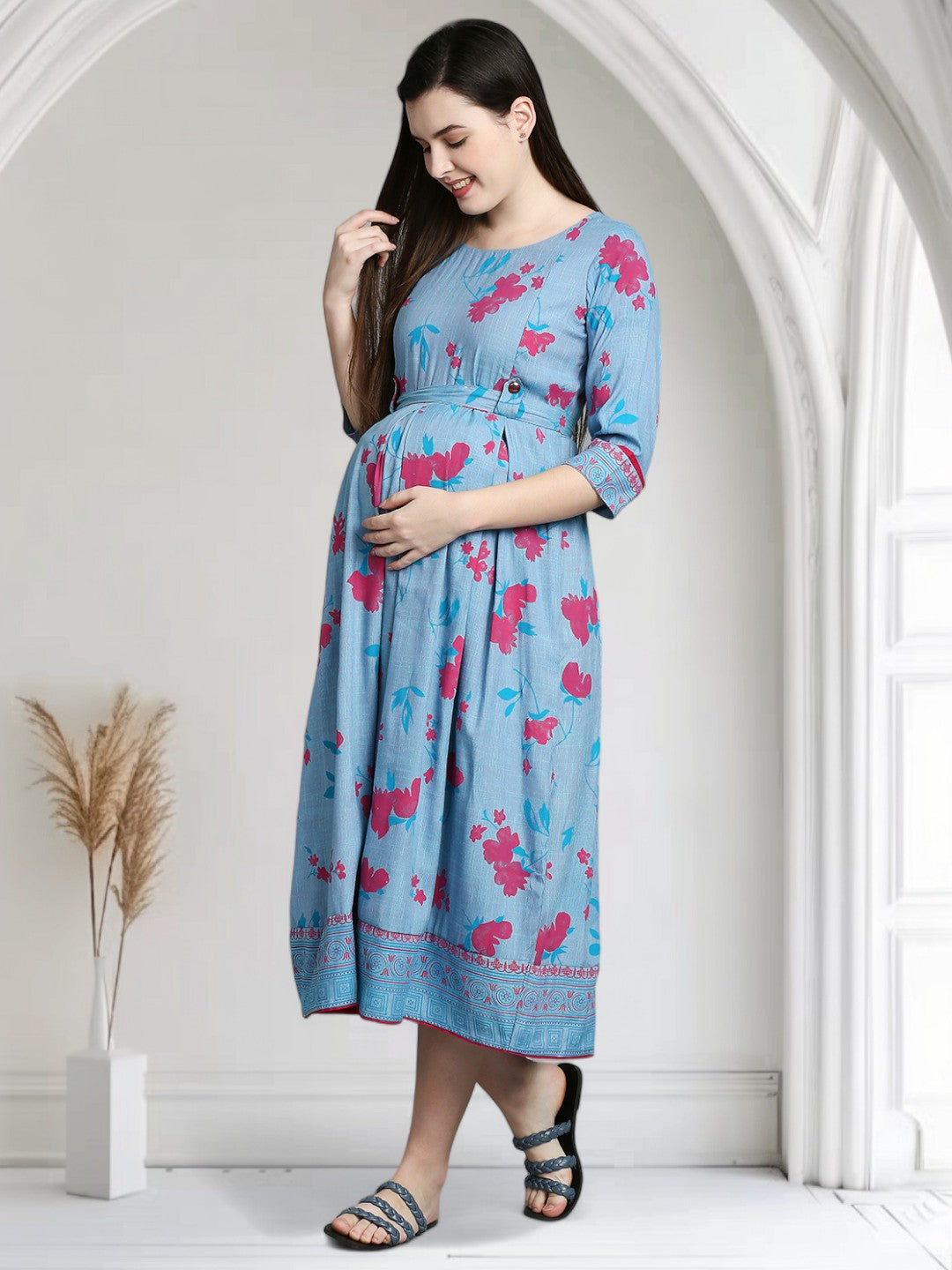STYLISH PREGNANCY FLARED KURTA FOR NURSING