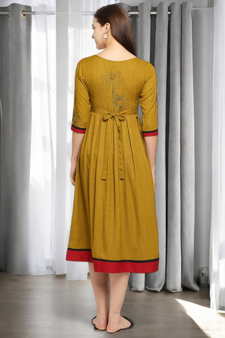 RADIANT FEEDING FLARED KURTA FOR MOTHER