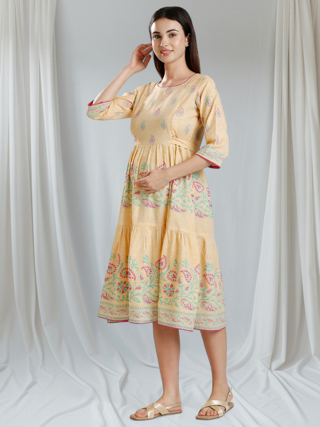 COZY MATERNITY FLARED KURTA WITH NURSING ZIPS