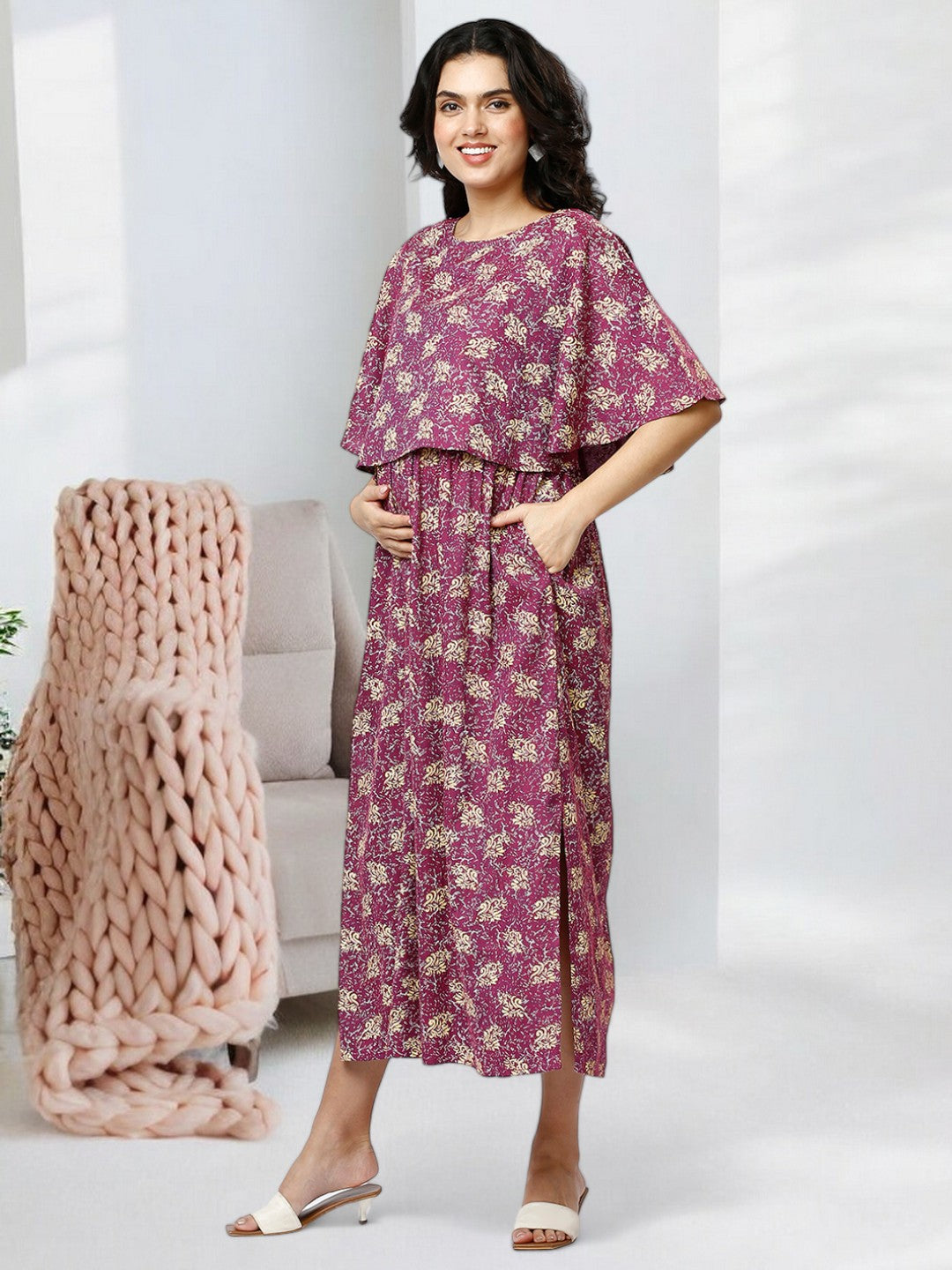 CLASSIC MATERNITY PONCHO GOWN WITH ATTACHED COVER