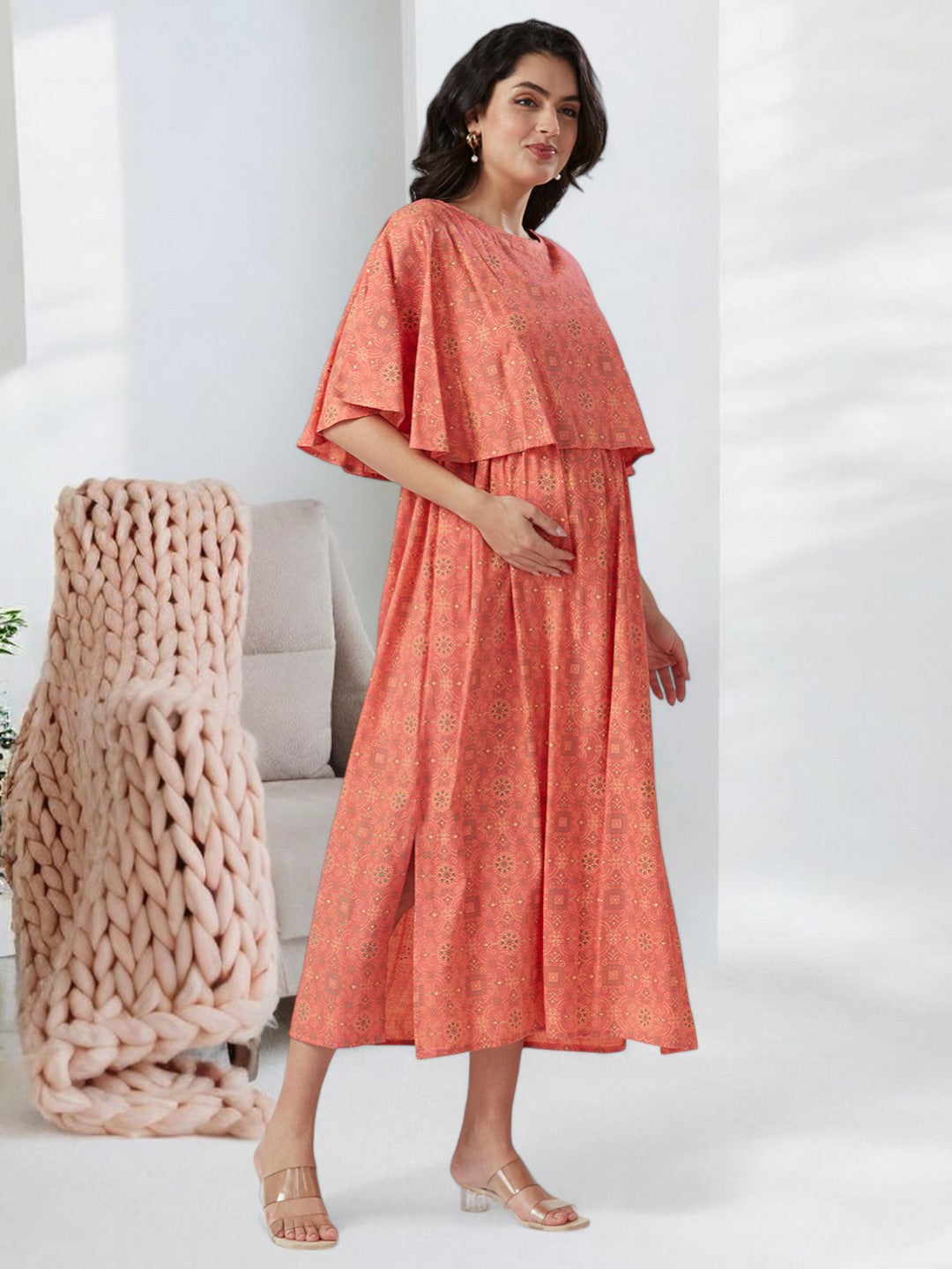 CLASSIC MATERNITY PONCHO DRESS WITH ATTACHED COVER