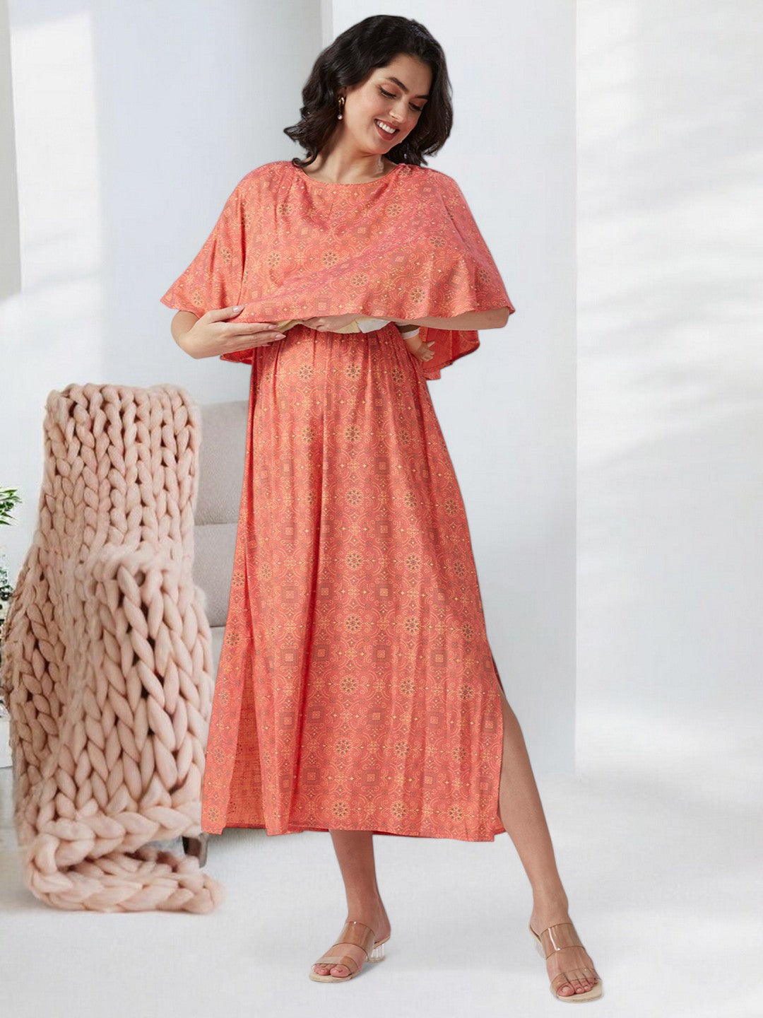 CLASSIC MATERNITY PONCHO DRESS WITH ATTACHED COVER