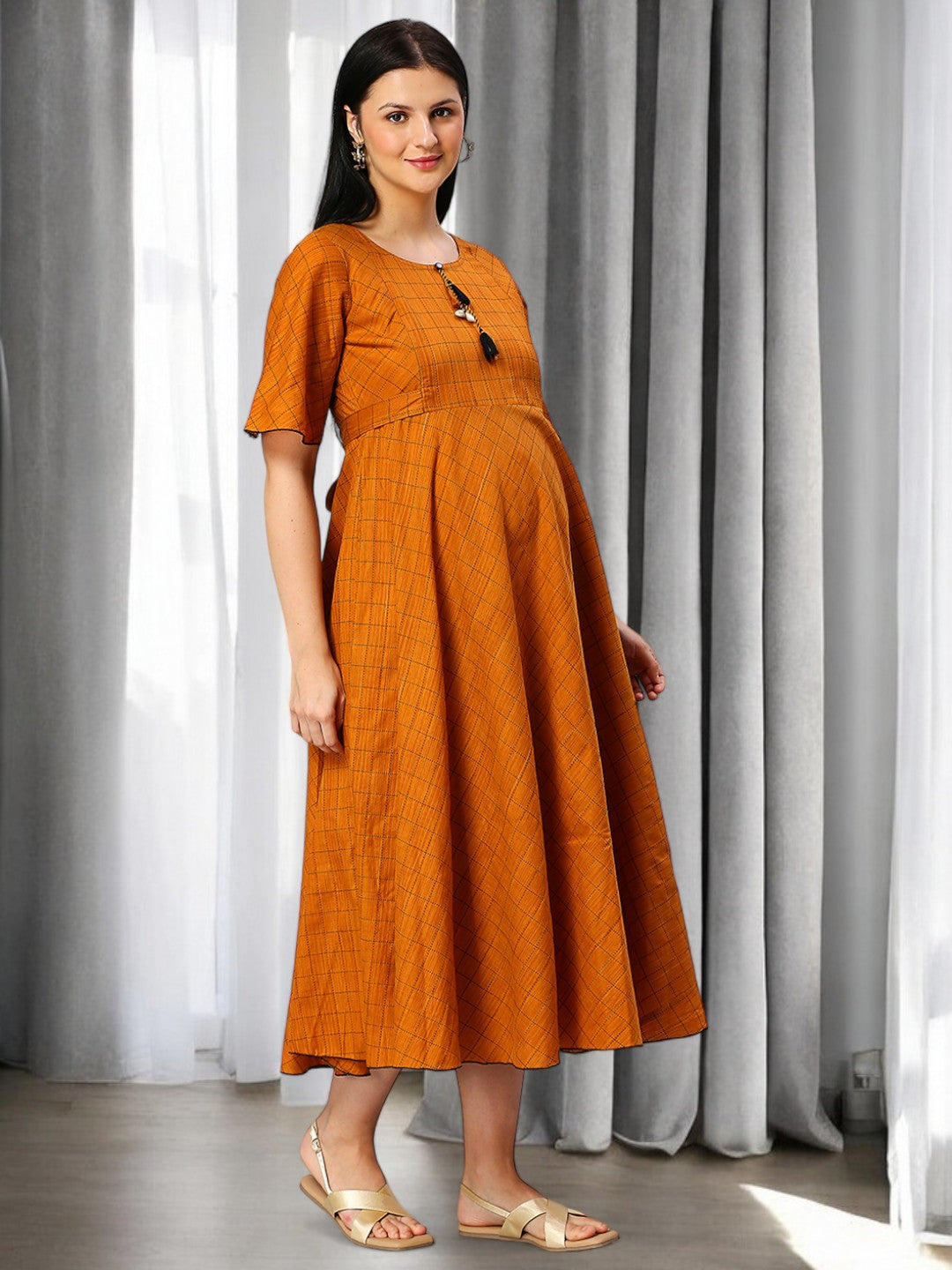 ON-TREND MATERNITY FLARED KURTA FOR MOMS