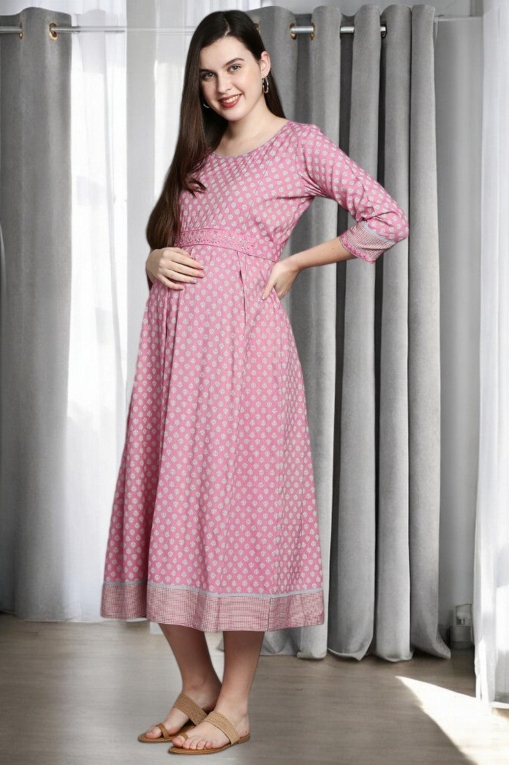 FASHION-FORWARD FLARED KURTA FOR MOTHERS