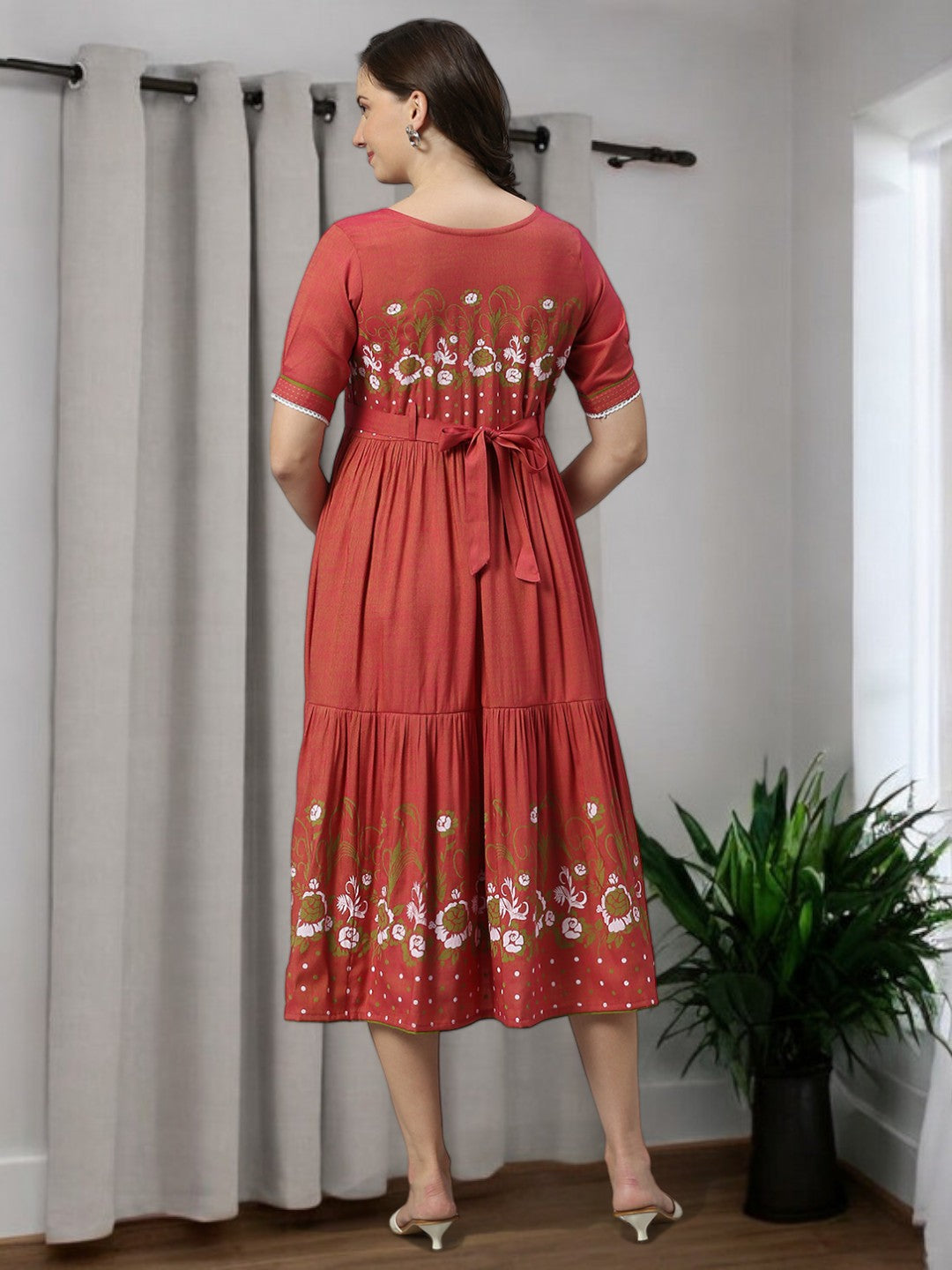 FASHIONABLE FEEDING FLARED KURTA FOR WOMEN