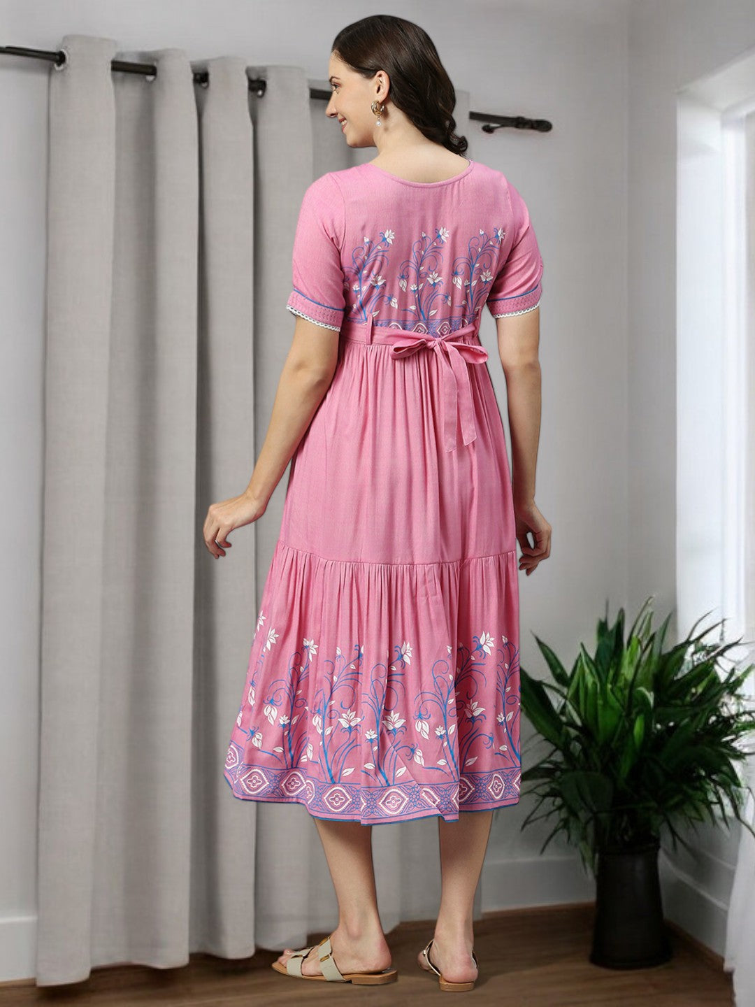 FASHIONABLE FEEDING FLARED KURTA FOR MOTHER