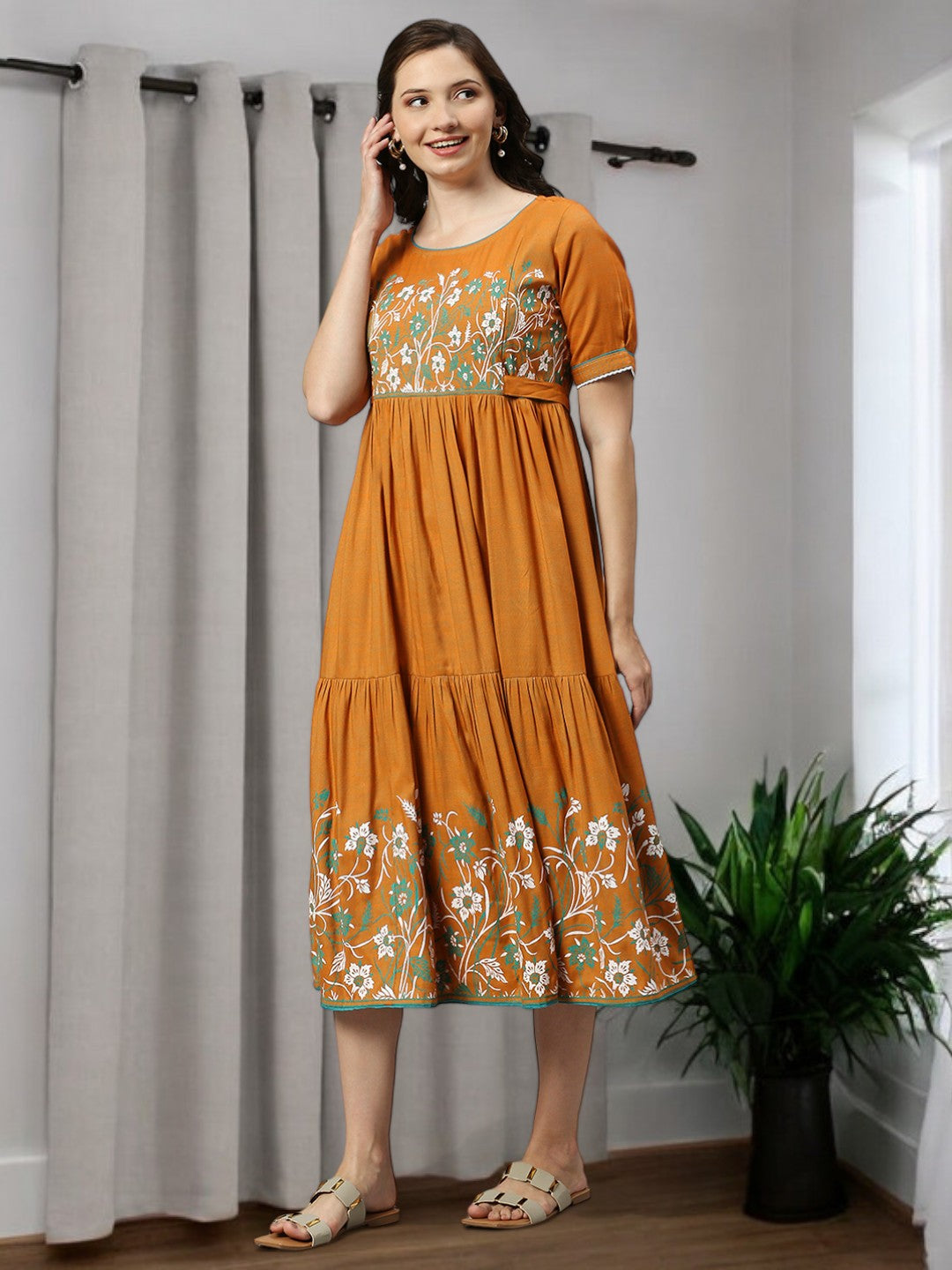 FASHIONABLE MATERNITY FLARED KURTA FOR MOTHER