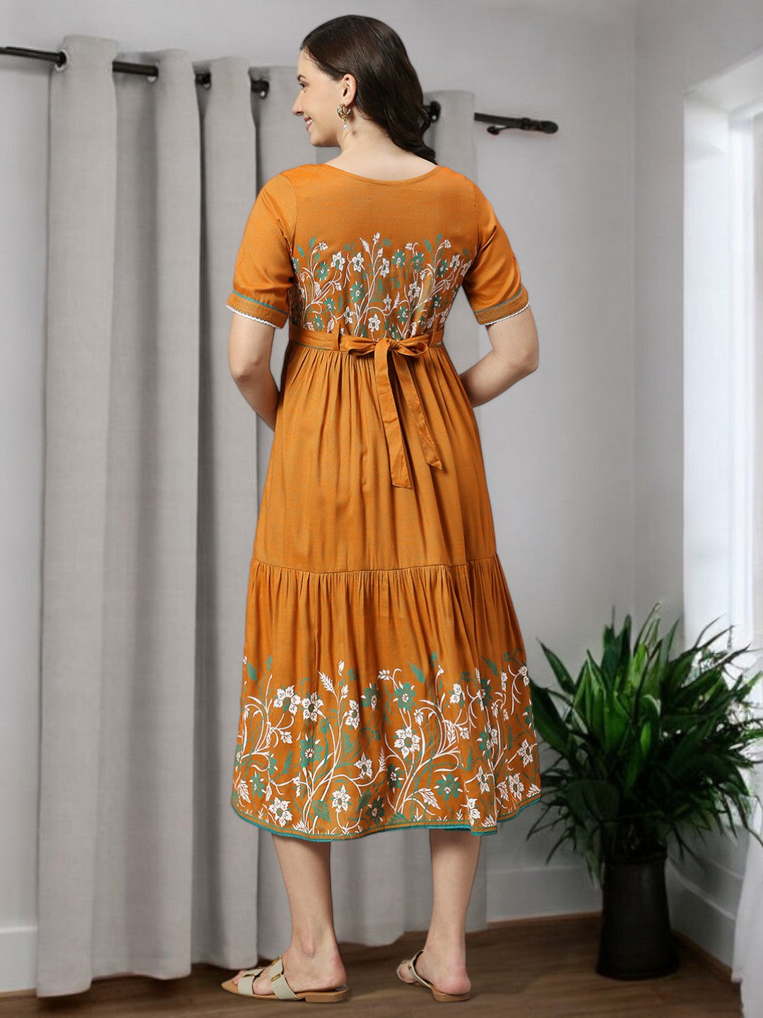 FASHIONABLE MATERNITY FLARED KURTA FOR MOTHER