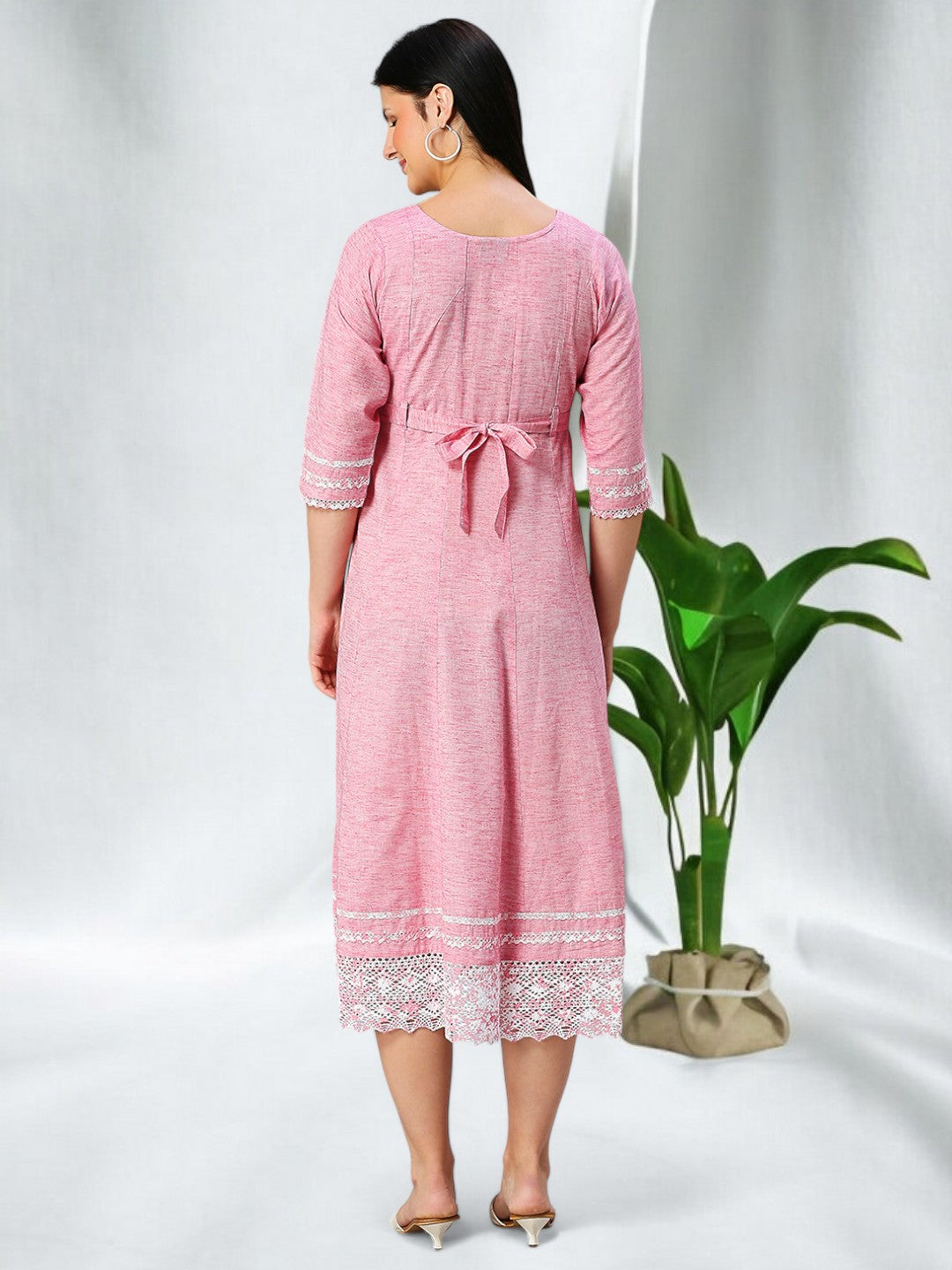 FASHIONABLE FEEDING ANARKALI KURTA FOR WOMEN