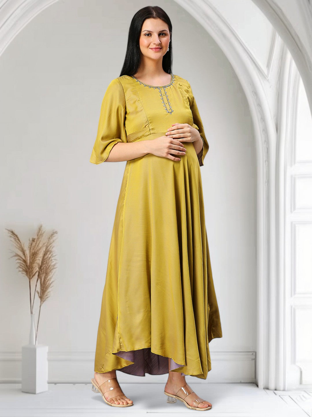 VIBRANT MATERNITY KURTA FOR NURSING BABY