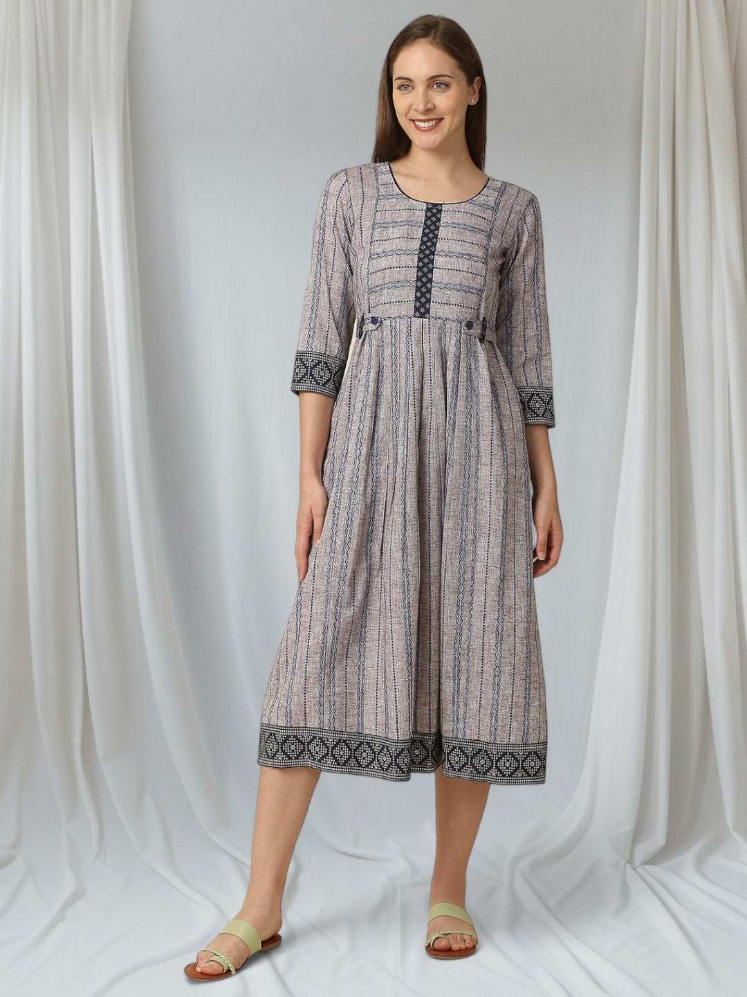 FASHION-FORWARD MATERNITY FLARED KURTA FOR MOTHER