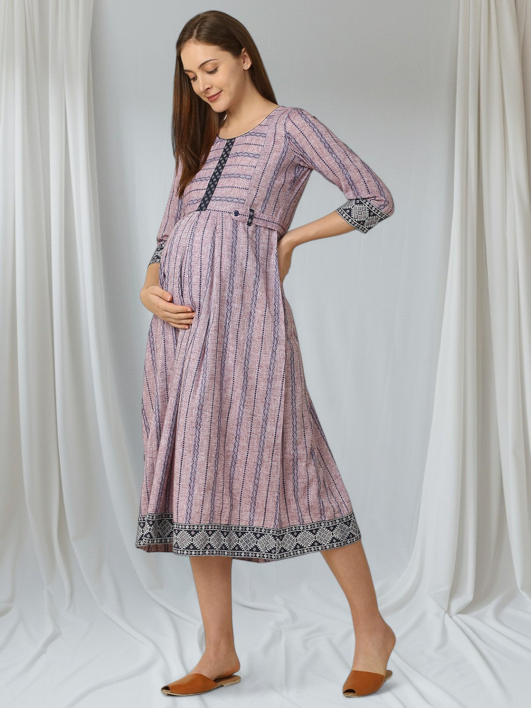 FASHION-FORWARD NURSING FLARED KURTA FOR MOTHER