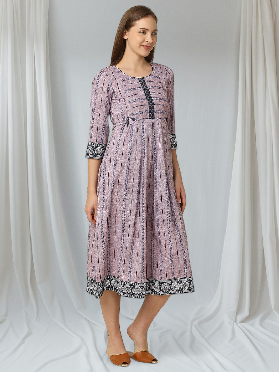 FASHION-FORWARD NURSING FLARED KURTA FOR MOTHER