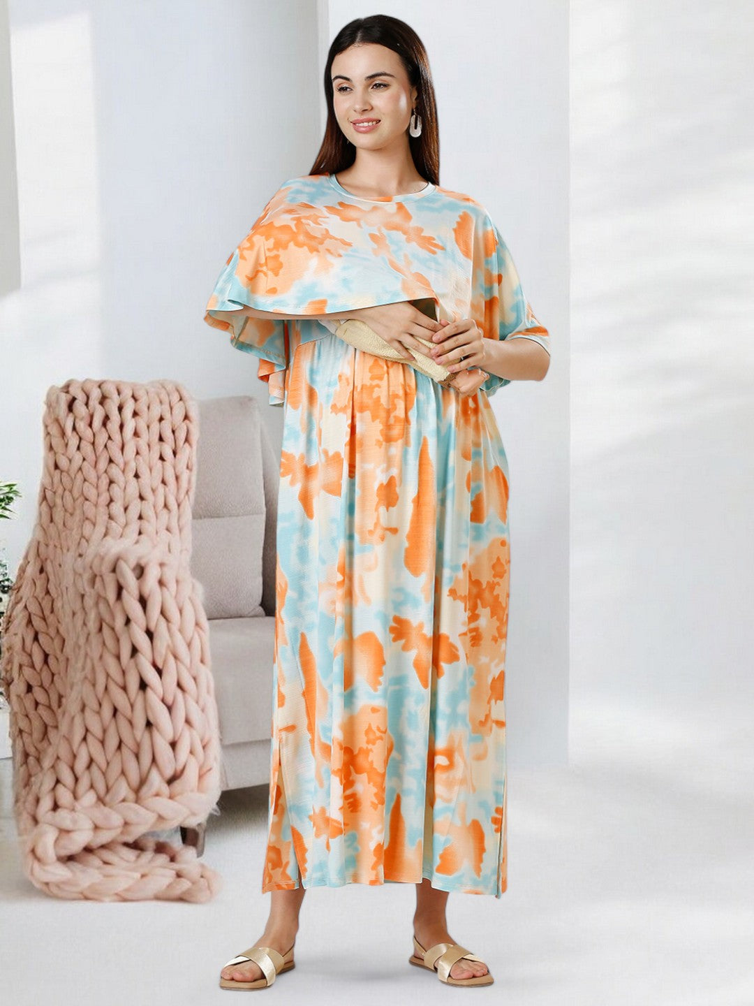 CLASSIC ZIPLESS MATERNITY PONCHO GOWN WITH CAPE