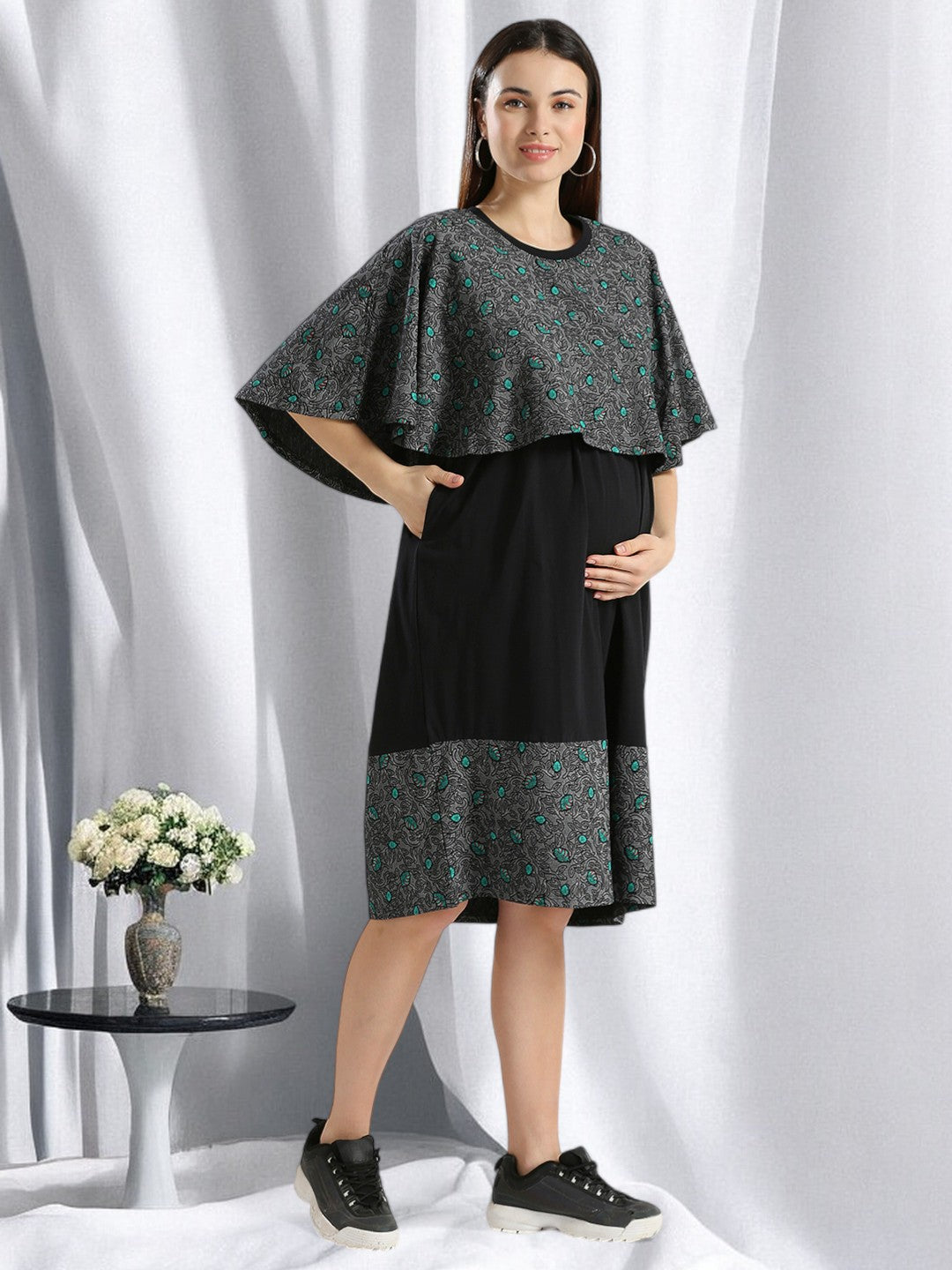 ON-TREND NURSING DRESS WITH ATTACHED CAPE COVER