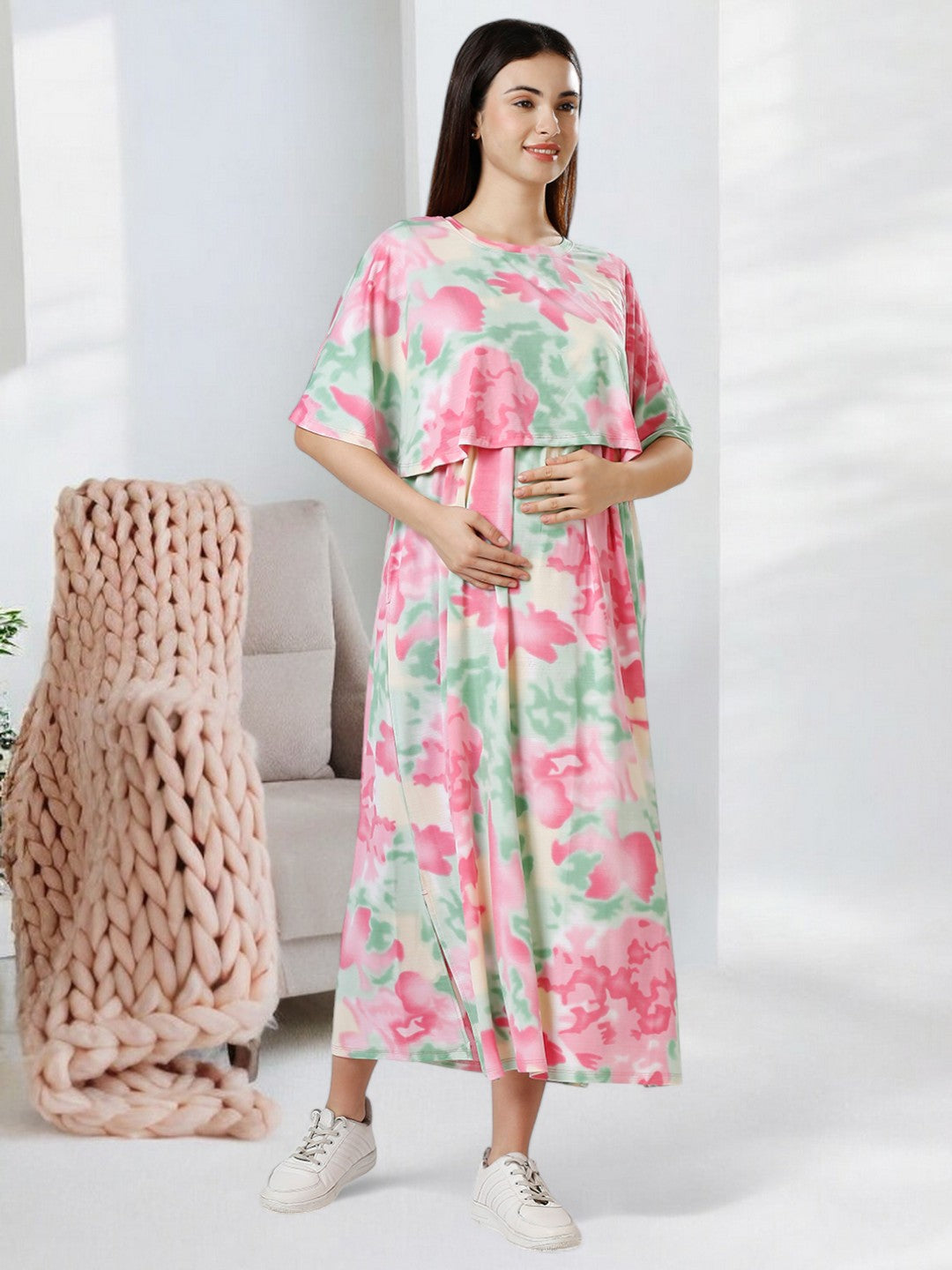 CLASSIC ZIPLESS NURSING PONCHO GOWN WITH CAPE