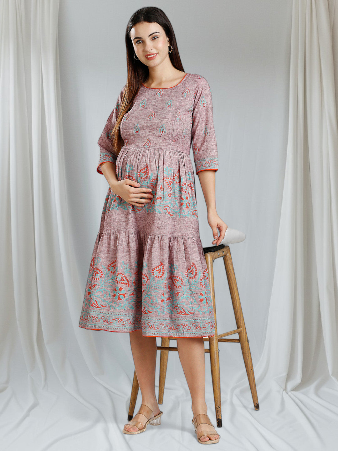 COZY FEEDING FLARED KURTA WITH NURSING ZIPS