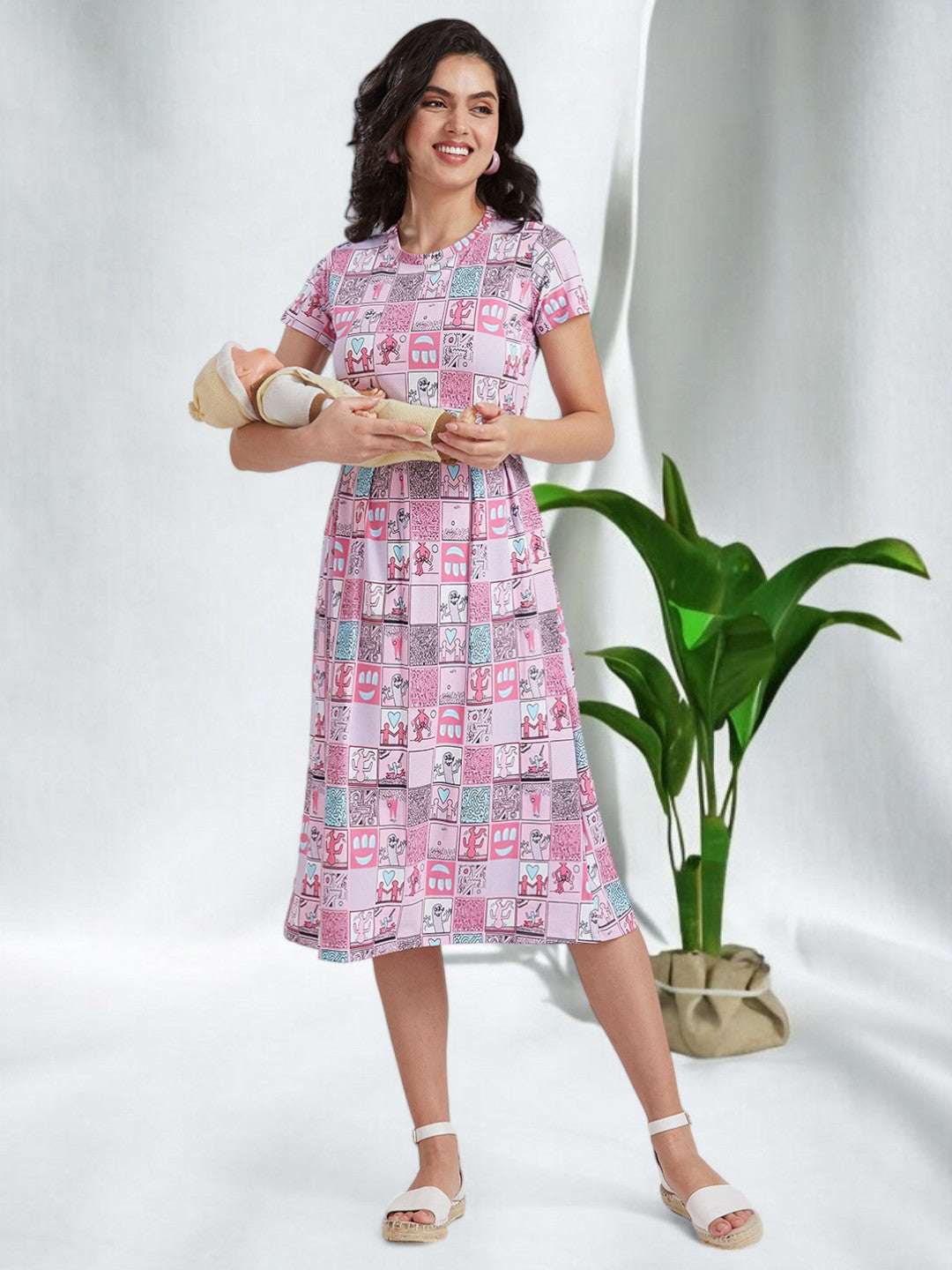 SOPHISTICATED MATERNITY ZIPLESS GOWN FOR MOTHER