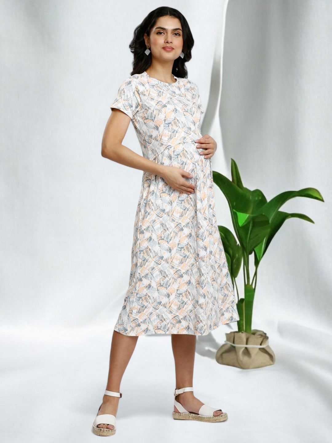 SOPHISTICATED PREGNANCY ZIPLESS GOWN FOR MOTHER