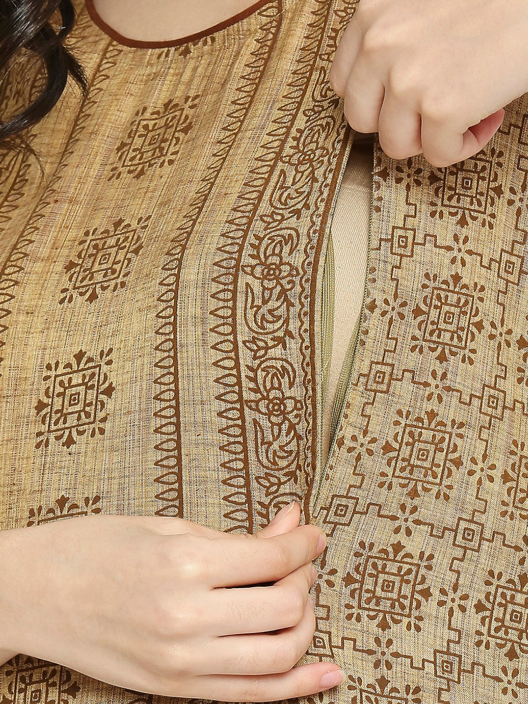 COZY STRAIGHT PREGNANCY KURTA FOR MOTHER