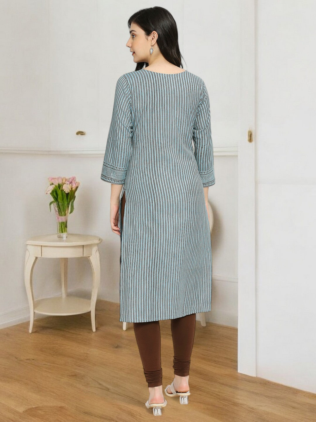 VERSATILE STRAIGHT MATERNITY KURTA FOR MOTHER