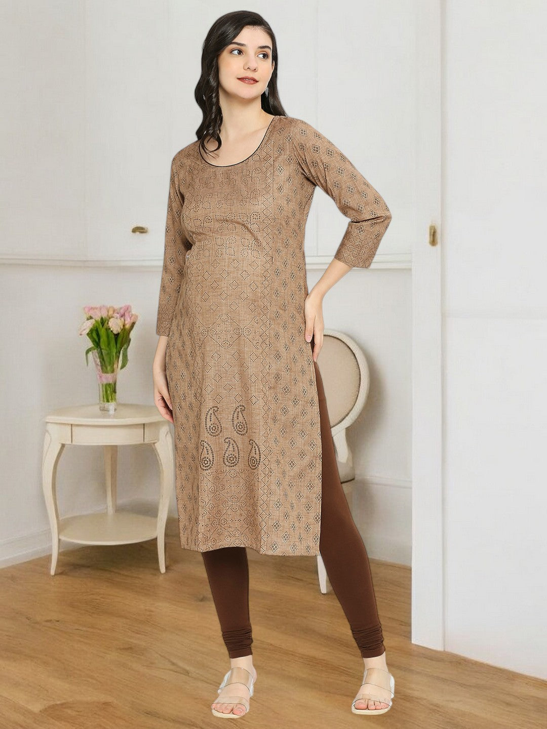 VERSATILE STRAIGHT FEEDING KURTA FOR MOTHER