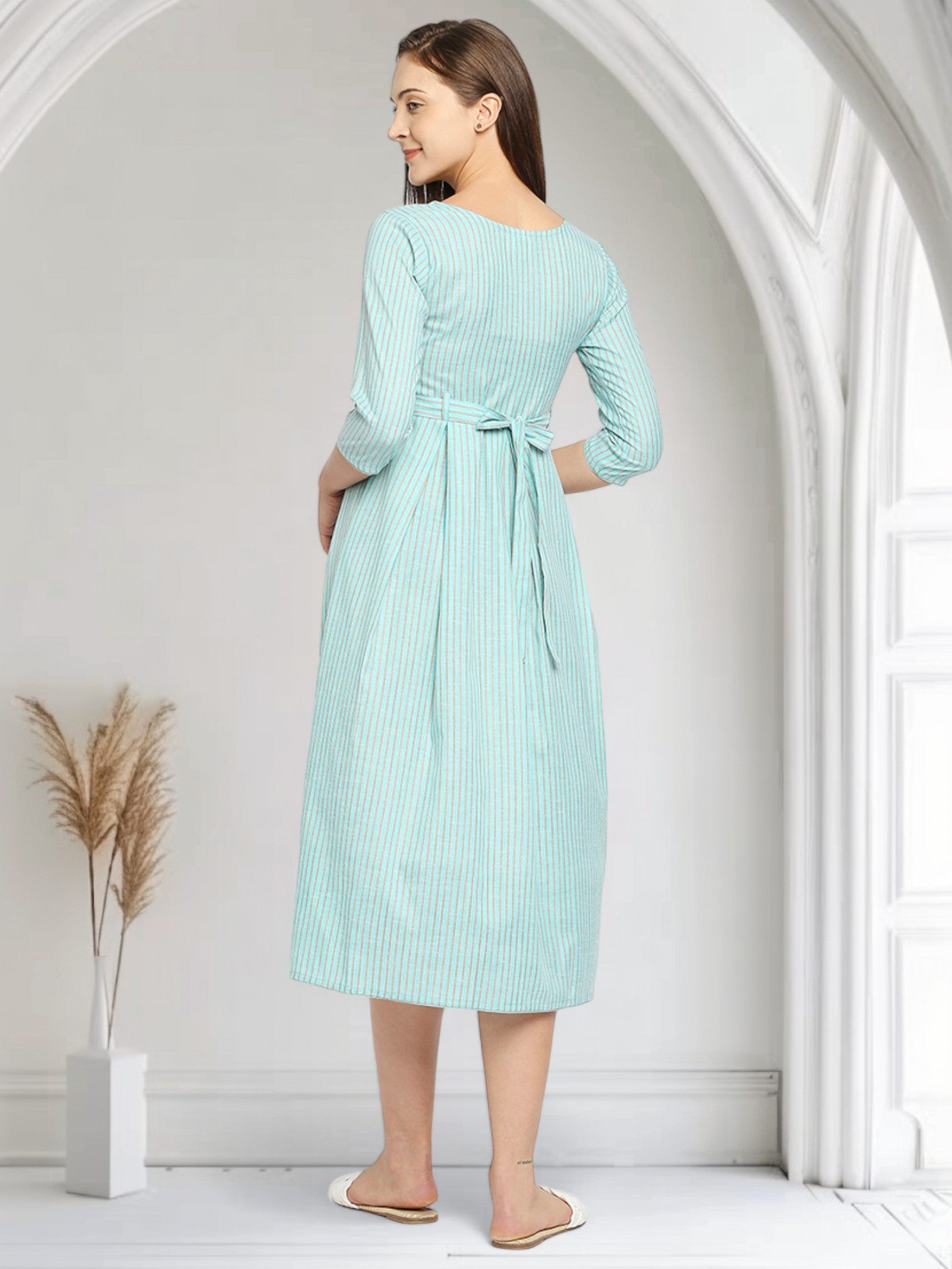 VIBRANT MATERNITY KURTA FOR NURSING CHILD