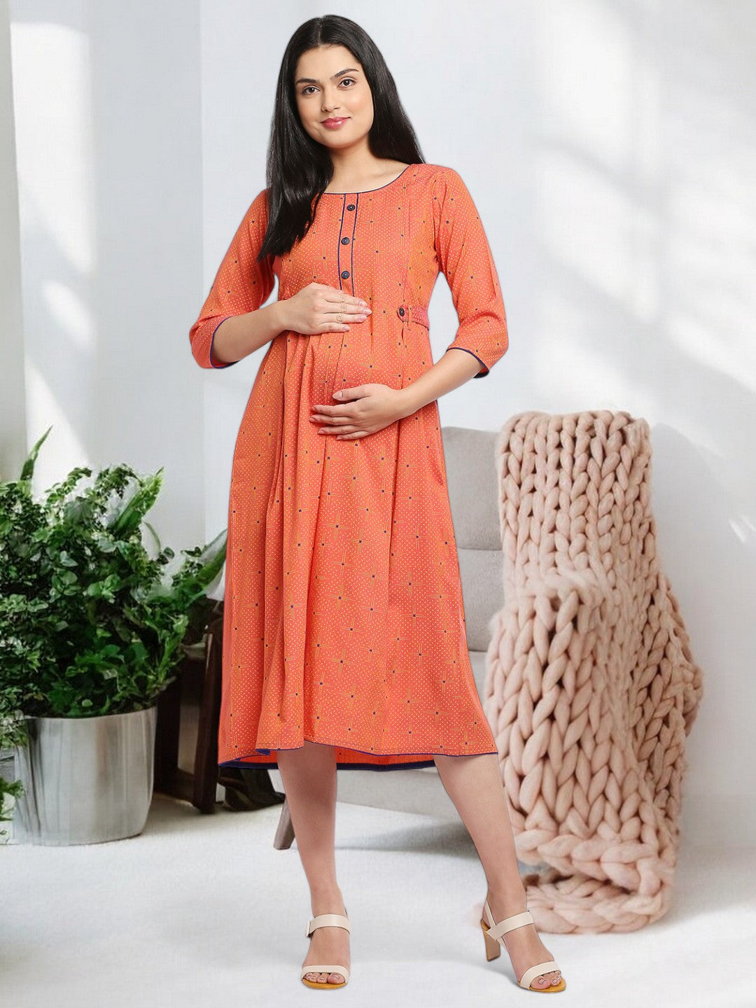 SOPHISTICATED PREGNANCY FLARED KURTA FOR MOTHER