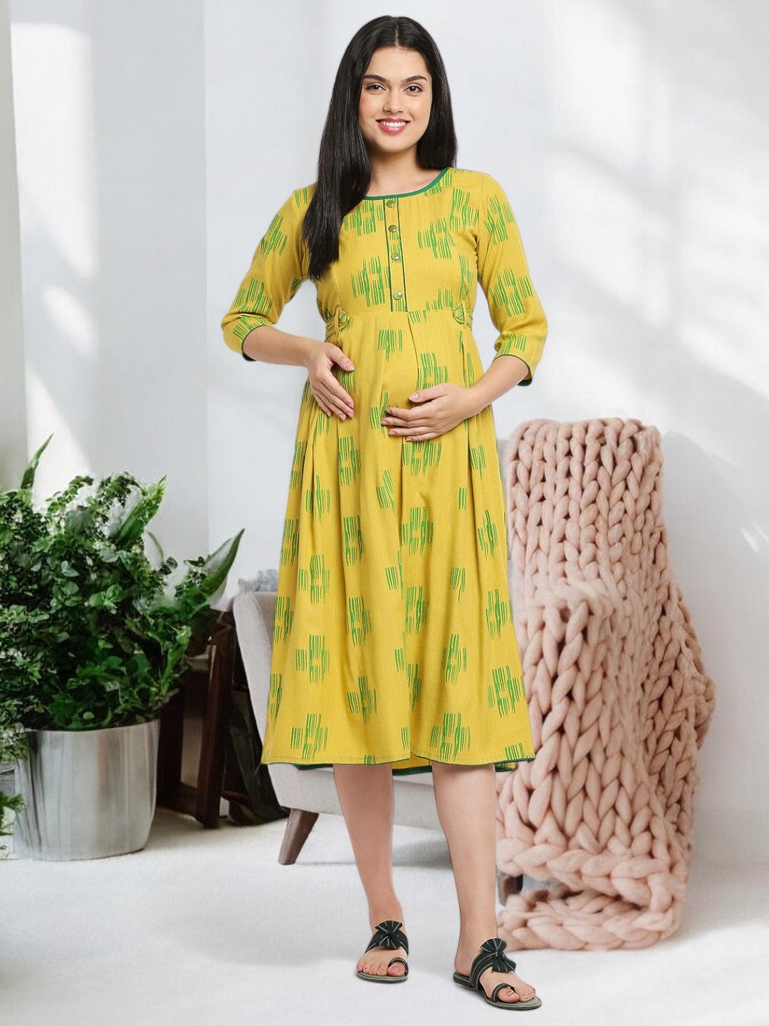 SOPHISTICATED MATERNITY KURTA FOR MOTHER